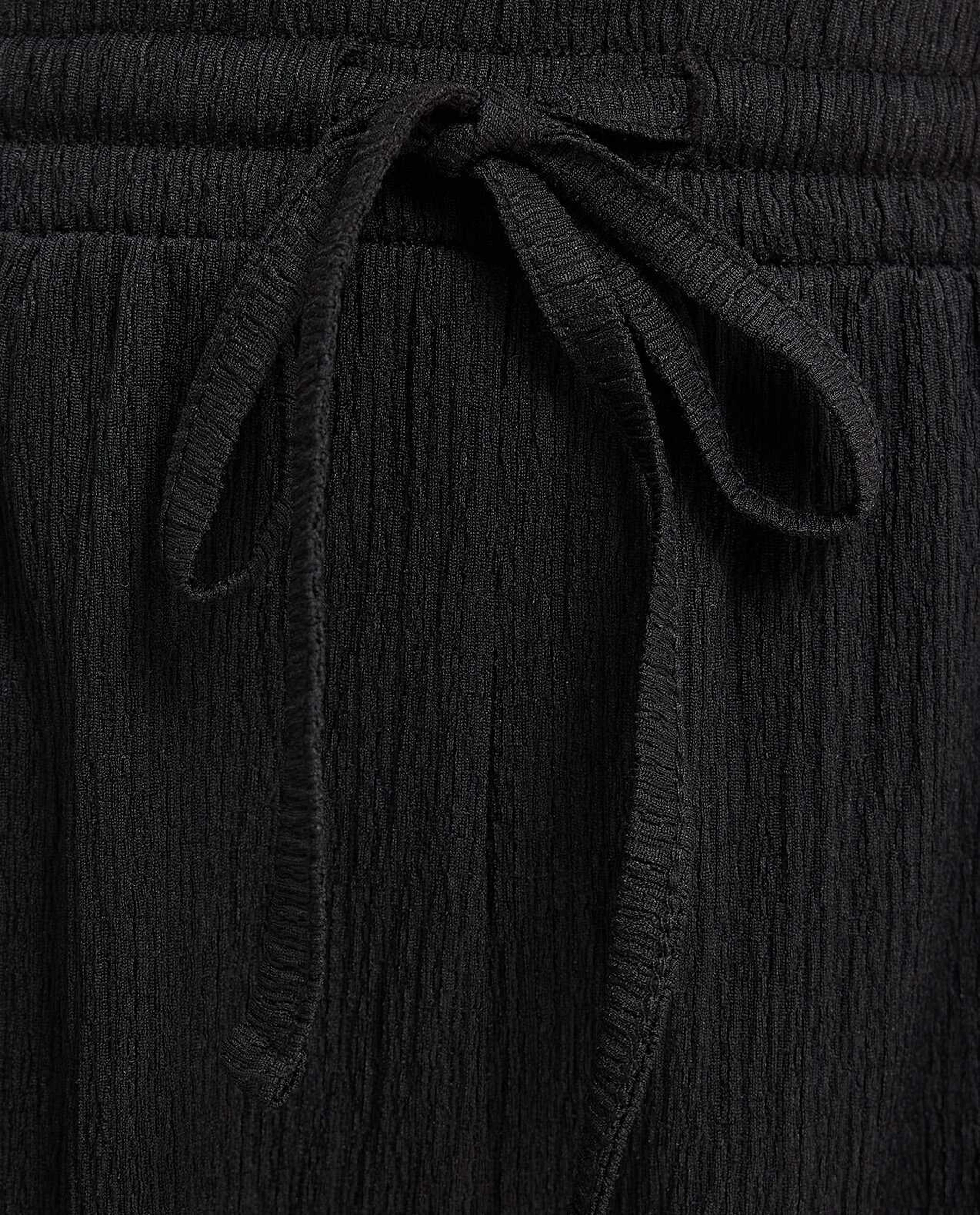 بنطال بقصة مستقيمة ورباط