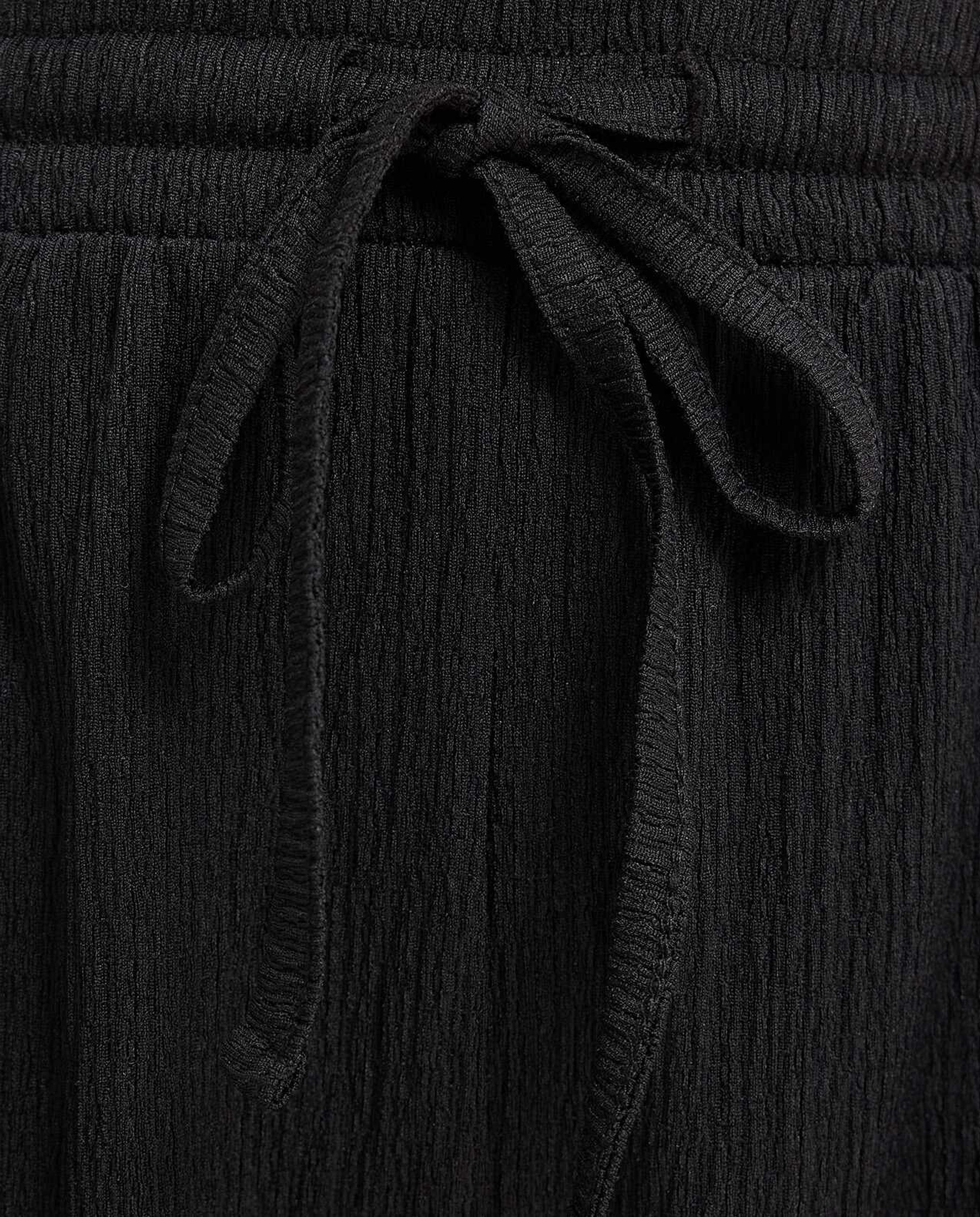 بنطال بقصة مستقيمة ورباط