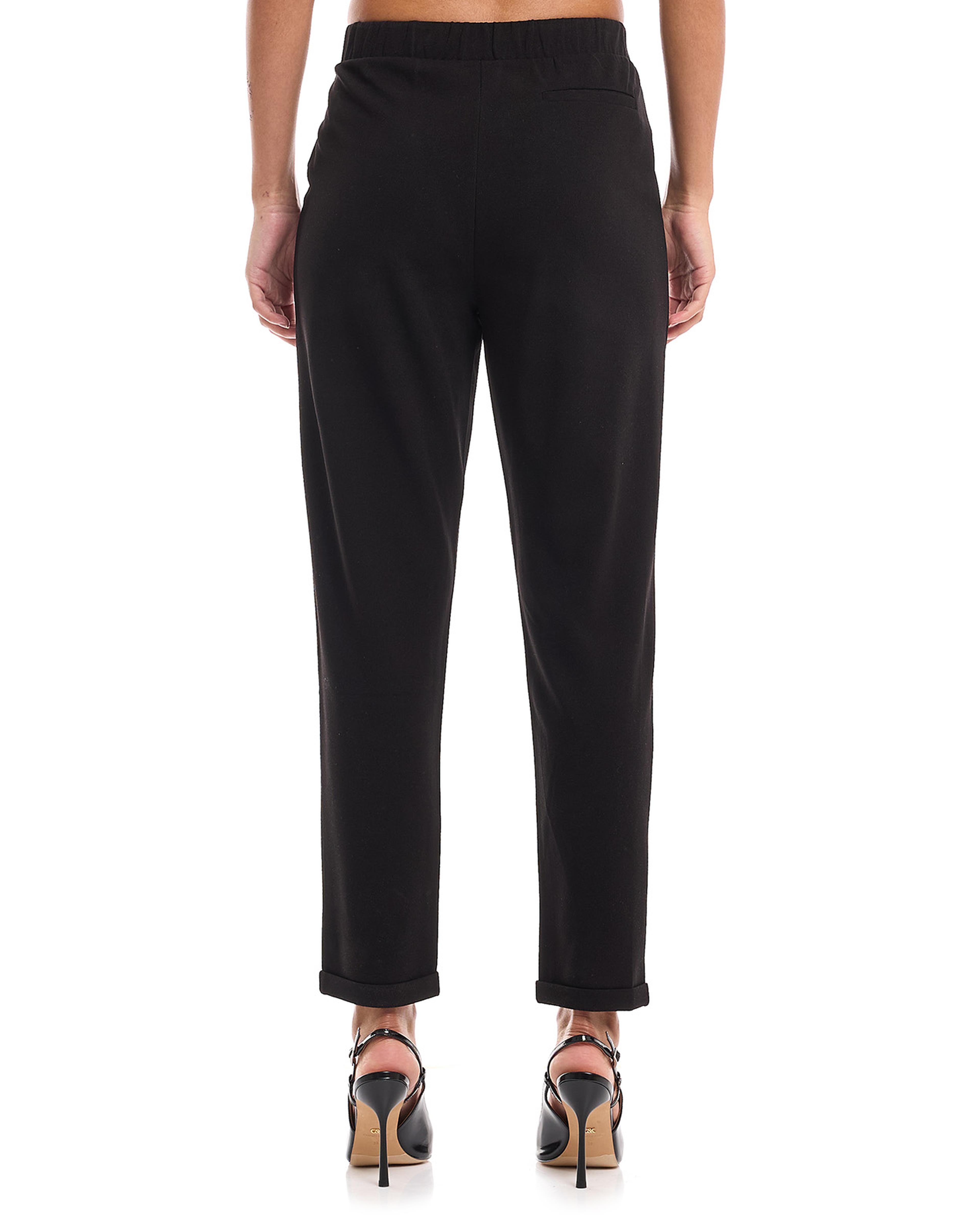 بنطال بقصة تابرد وخصر مطاطي