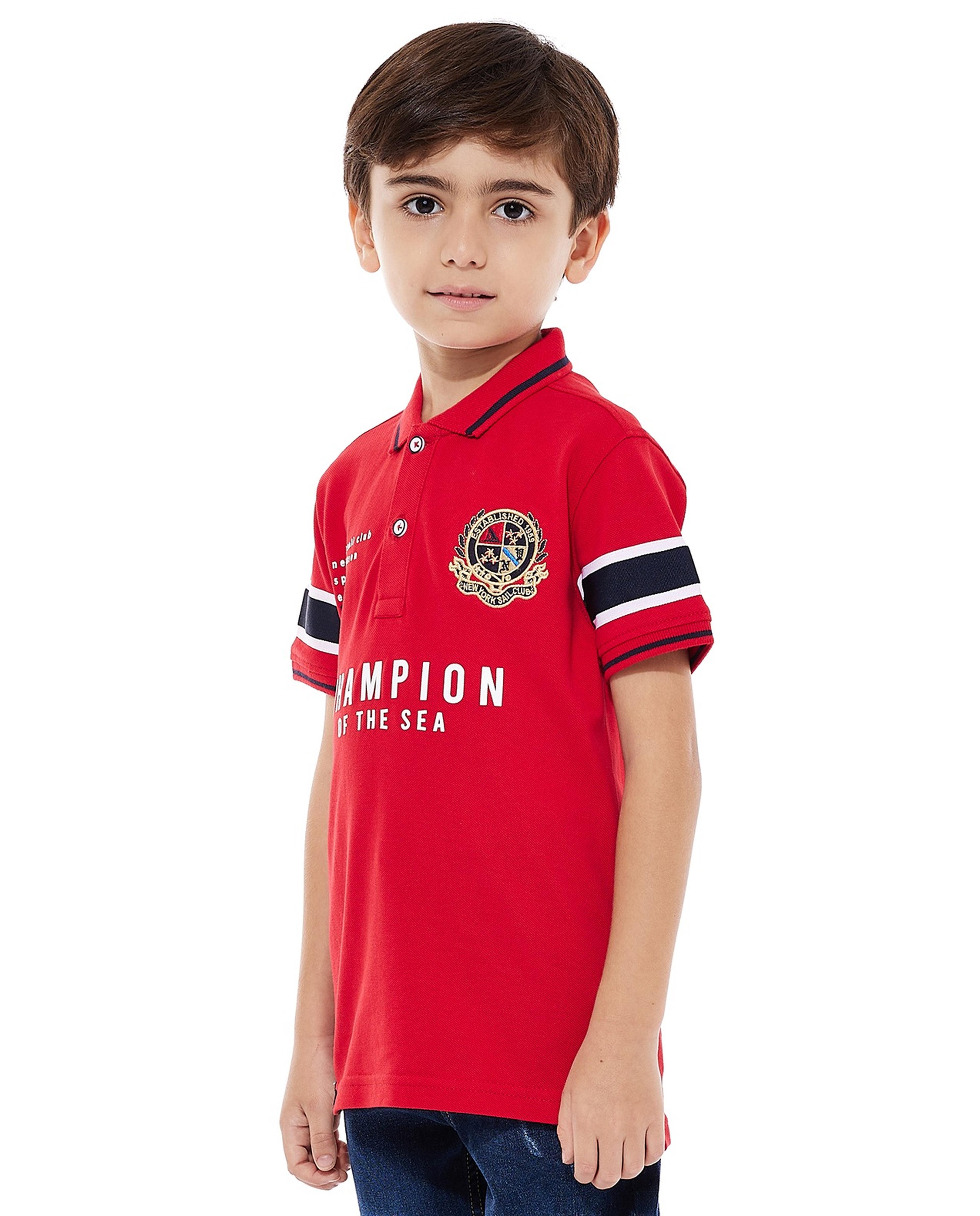 تيشيرت بولو مطرز بأكمام قصيرة