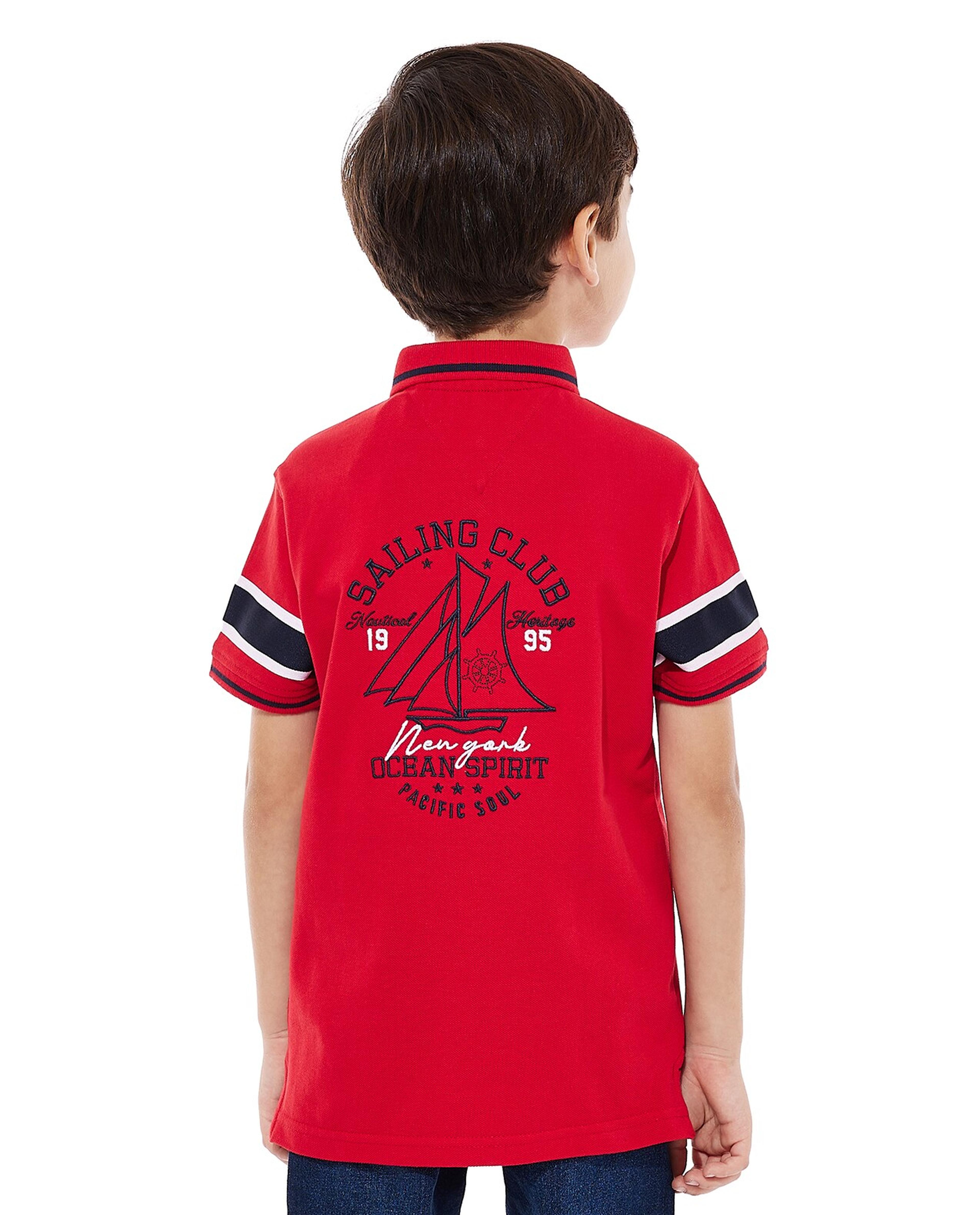 تيشيرت بولو مطرز بأكمام قصيرة