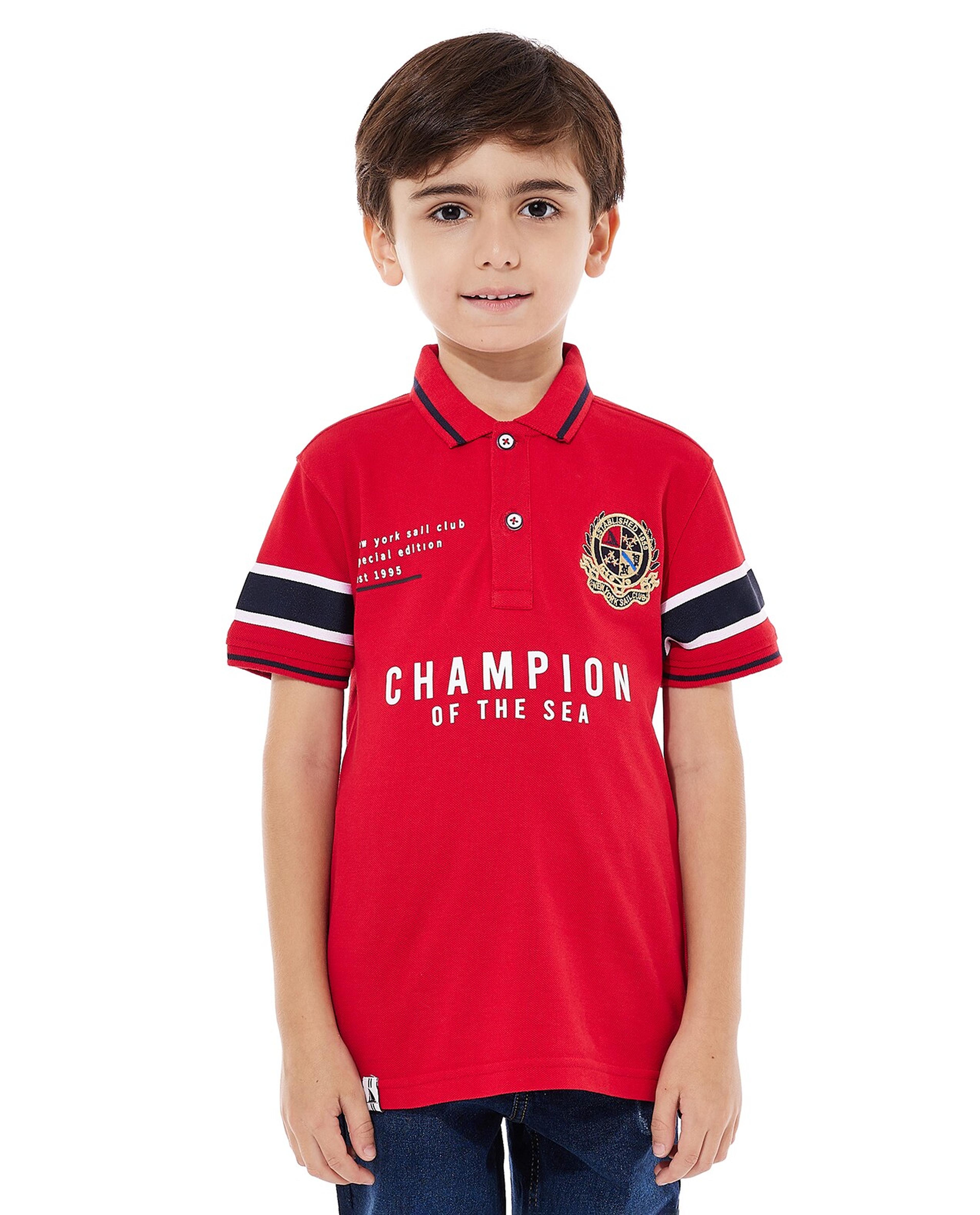 تيشيرت بولو مطرز بأكمام قصيرة