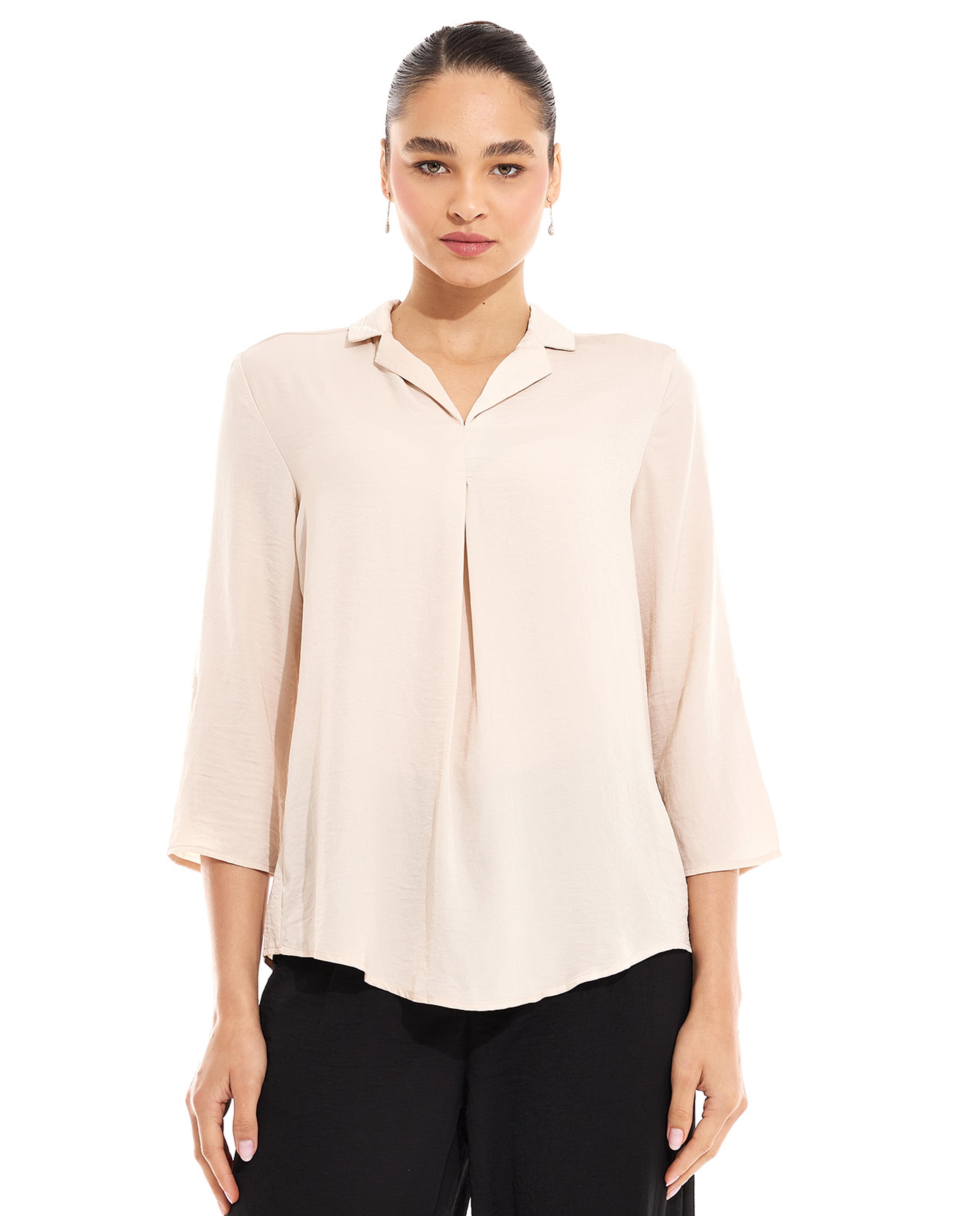 قميص بياقة ليبل وأكمام ثلاث أرباع