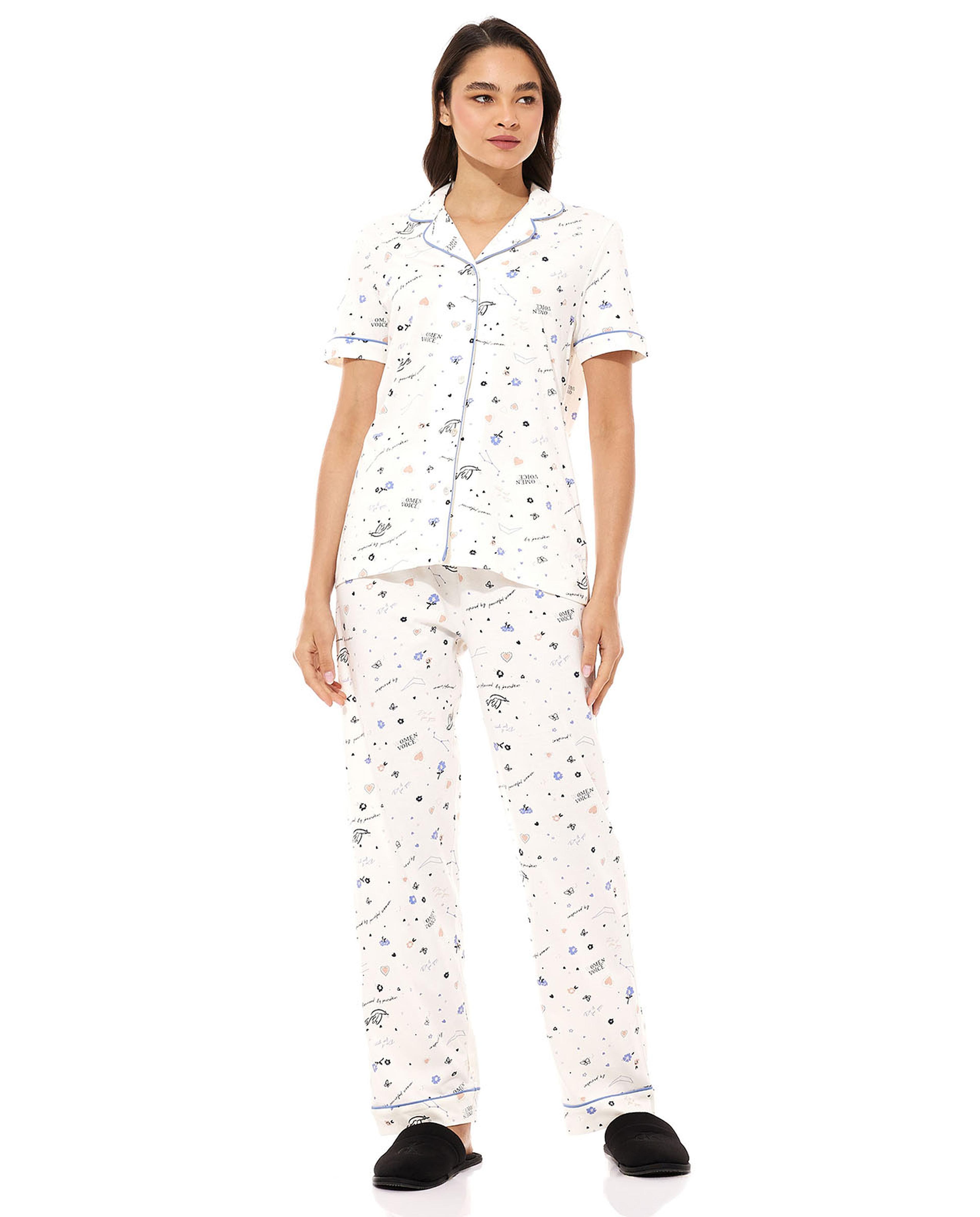 طقم بيجامة منقوشة