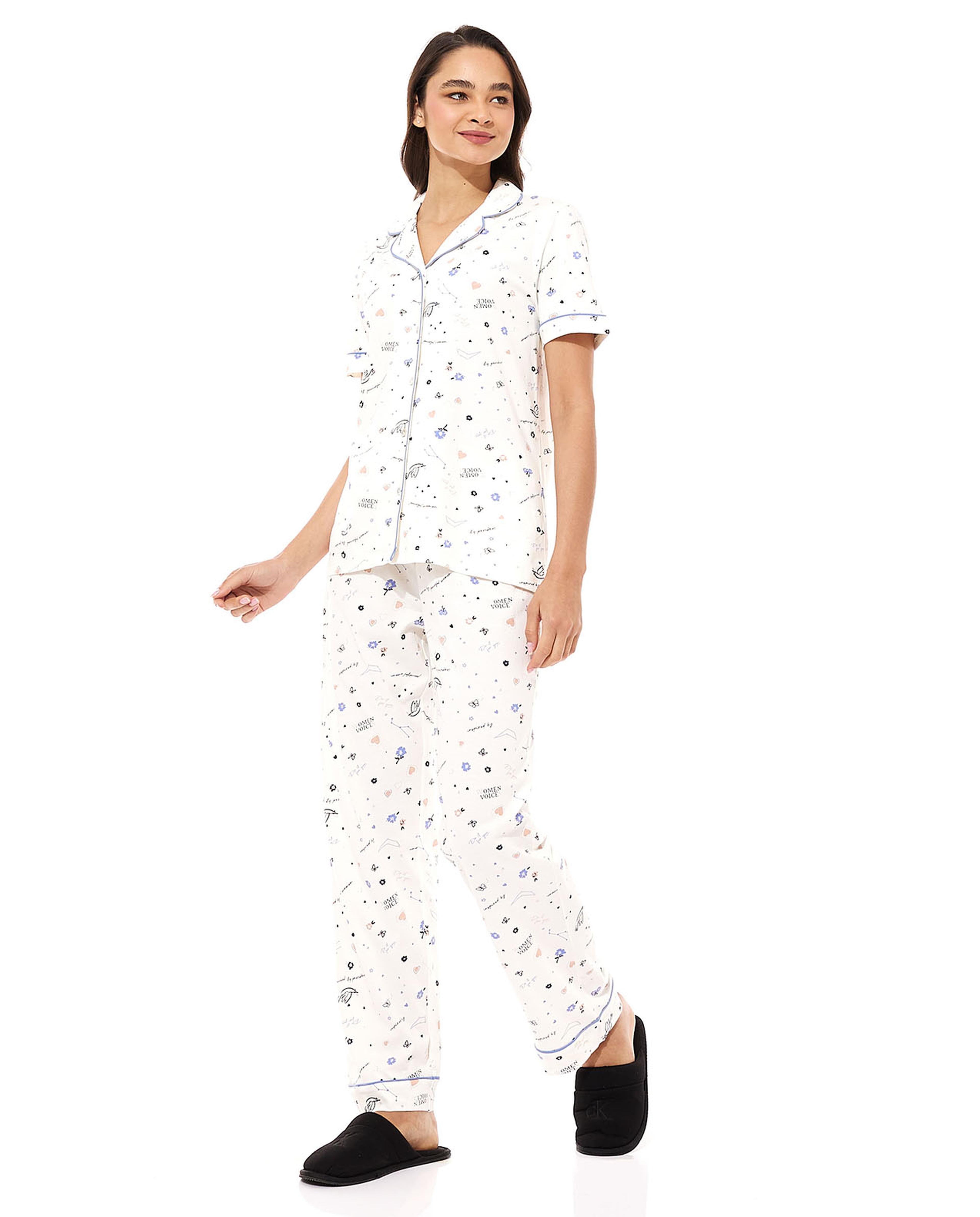 طقم بيجامة منقوشة