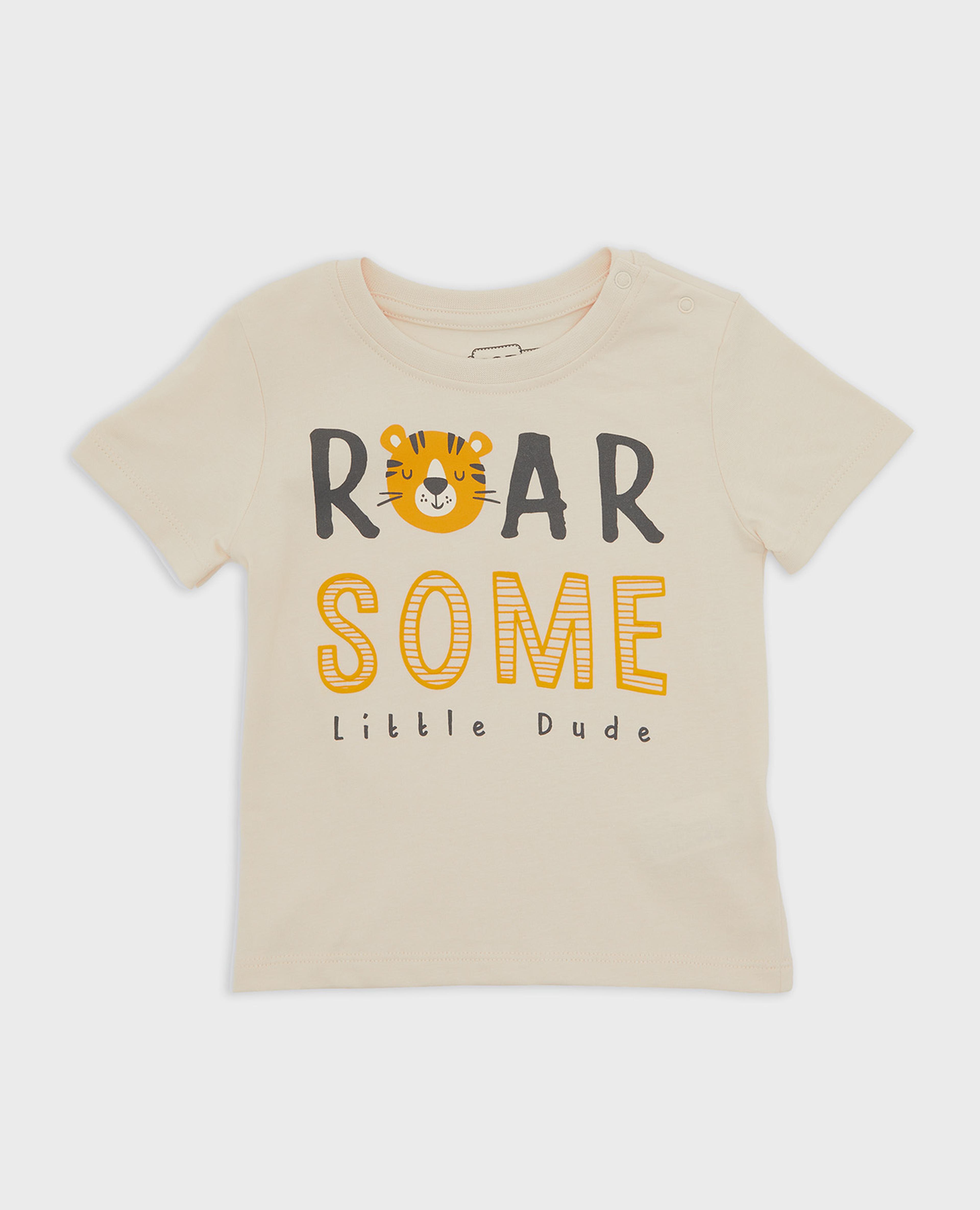 Typography Print T-Shirt with Crew Neck and Short Sleeves