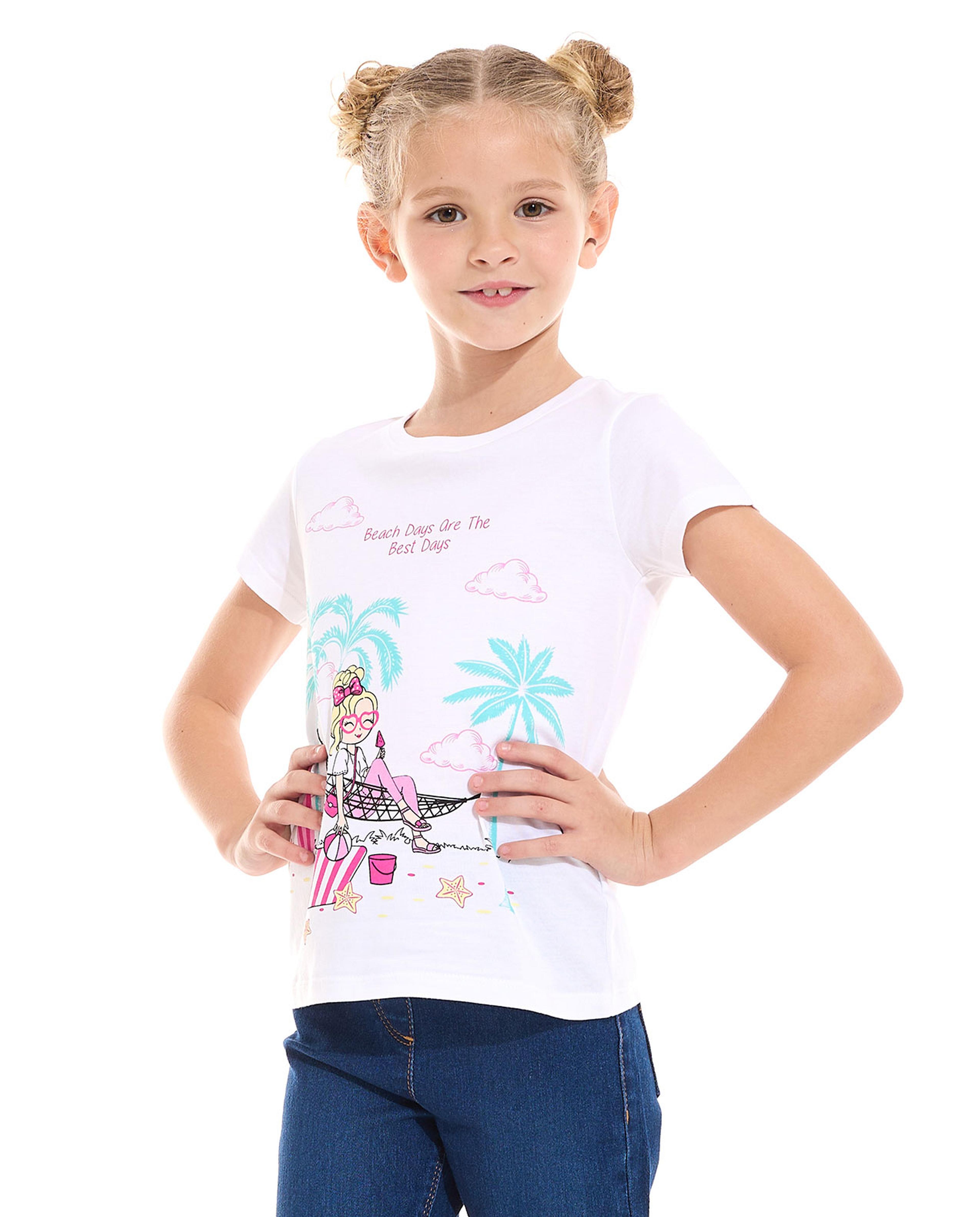 تيشيرت بياقة مستديرة وأكمام قصيرة وطبعة جرافيكية