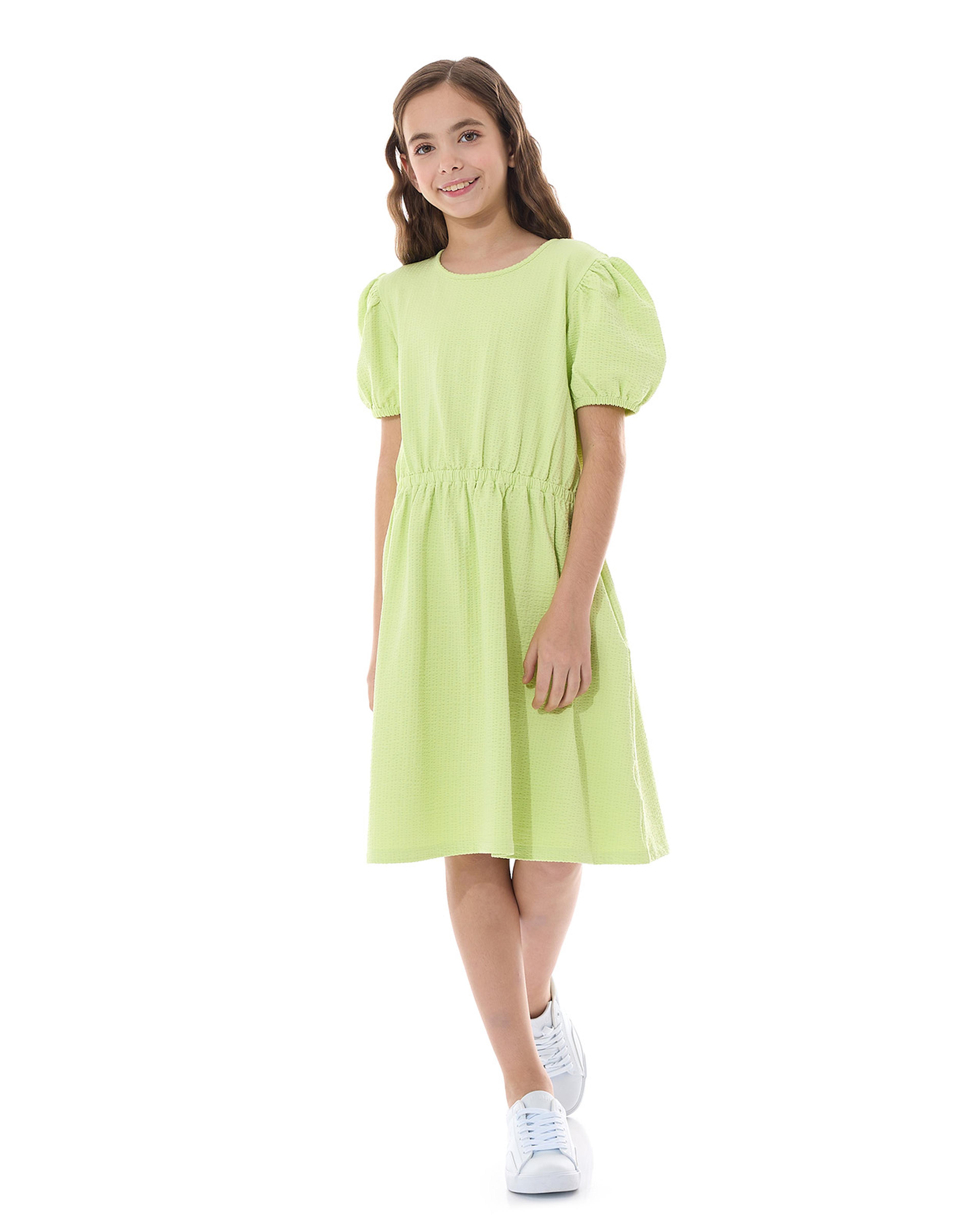 فستان فلير بياقة مستديرة وأكمام منفوخة