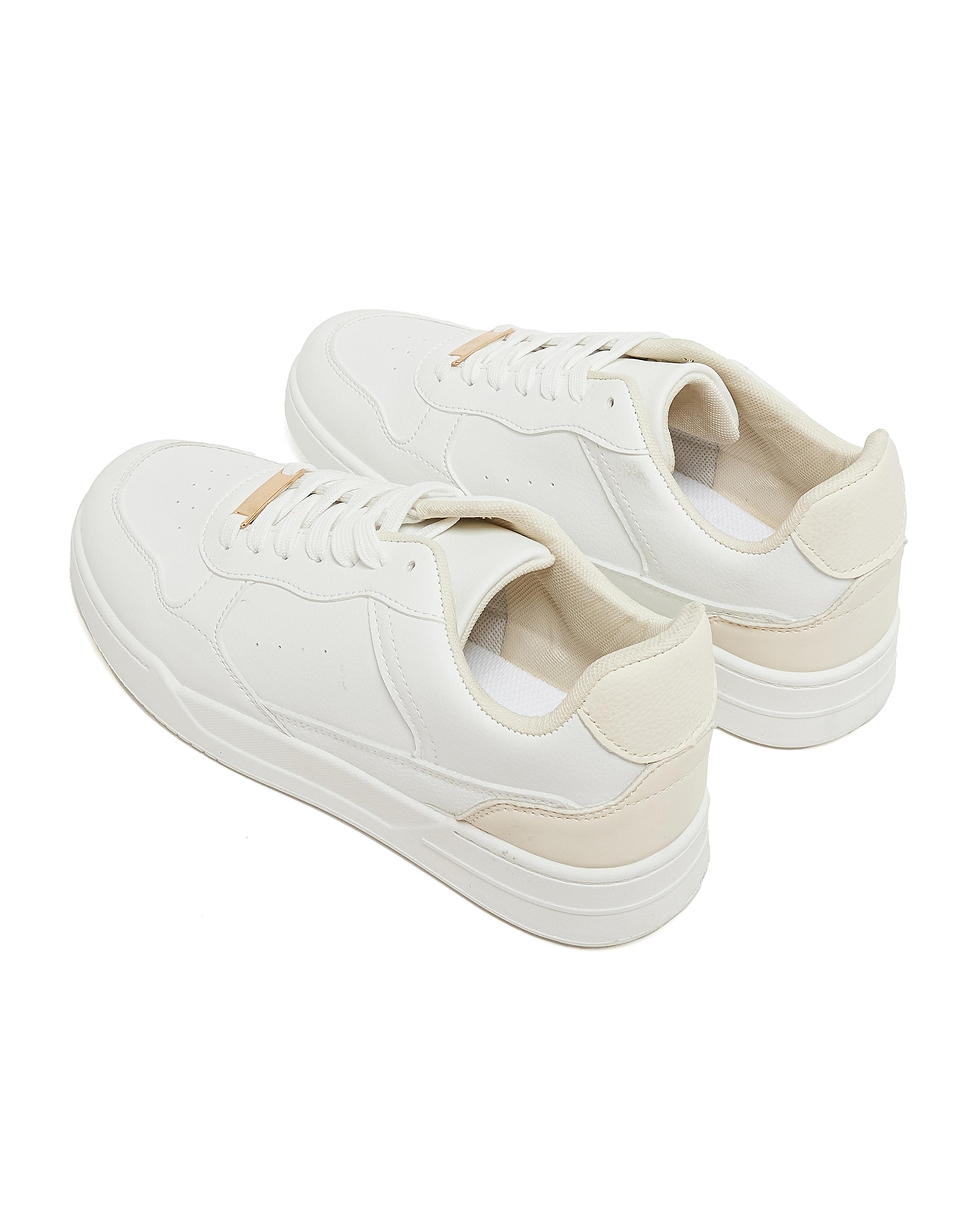 حذاء سنيكرز برباط