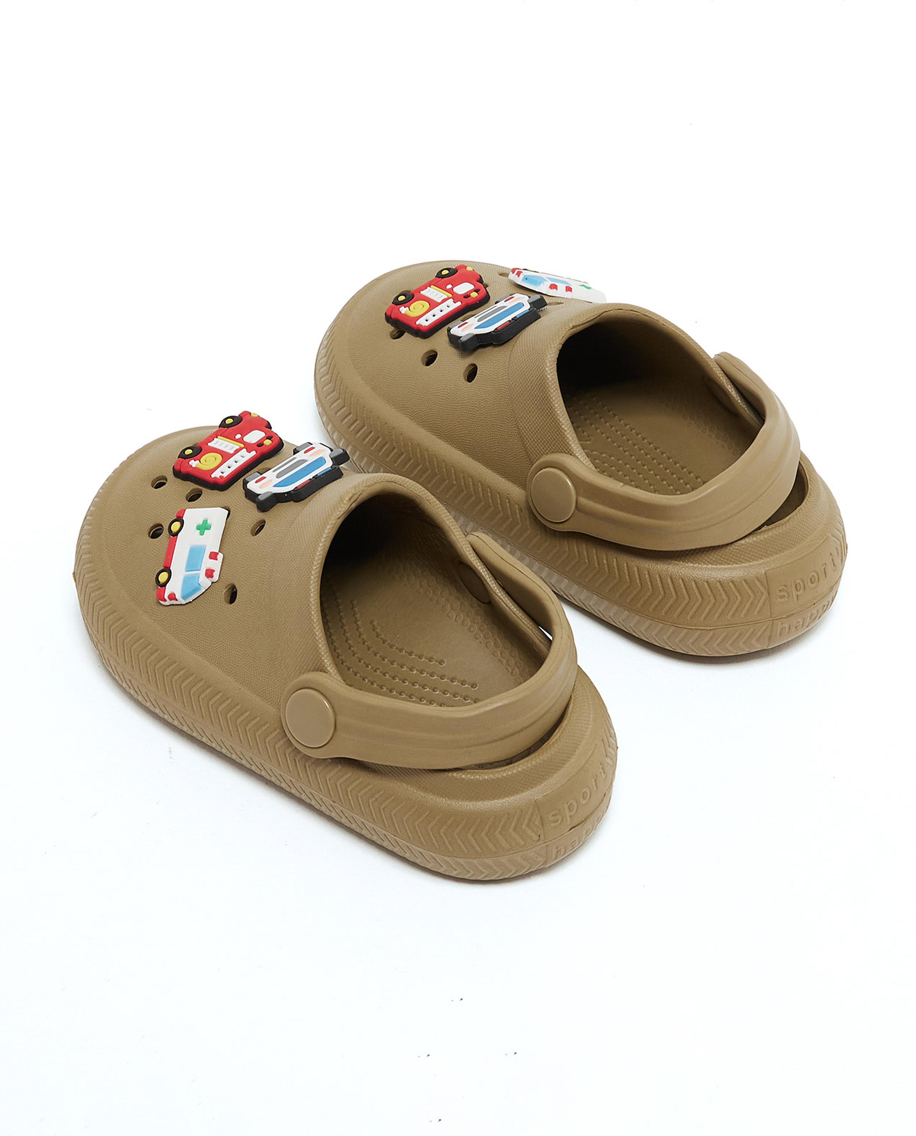 كلوغ بإكسسوار