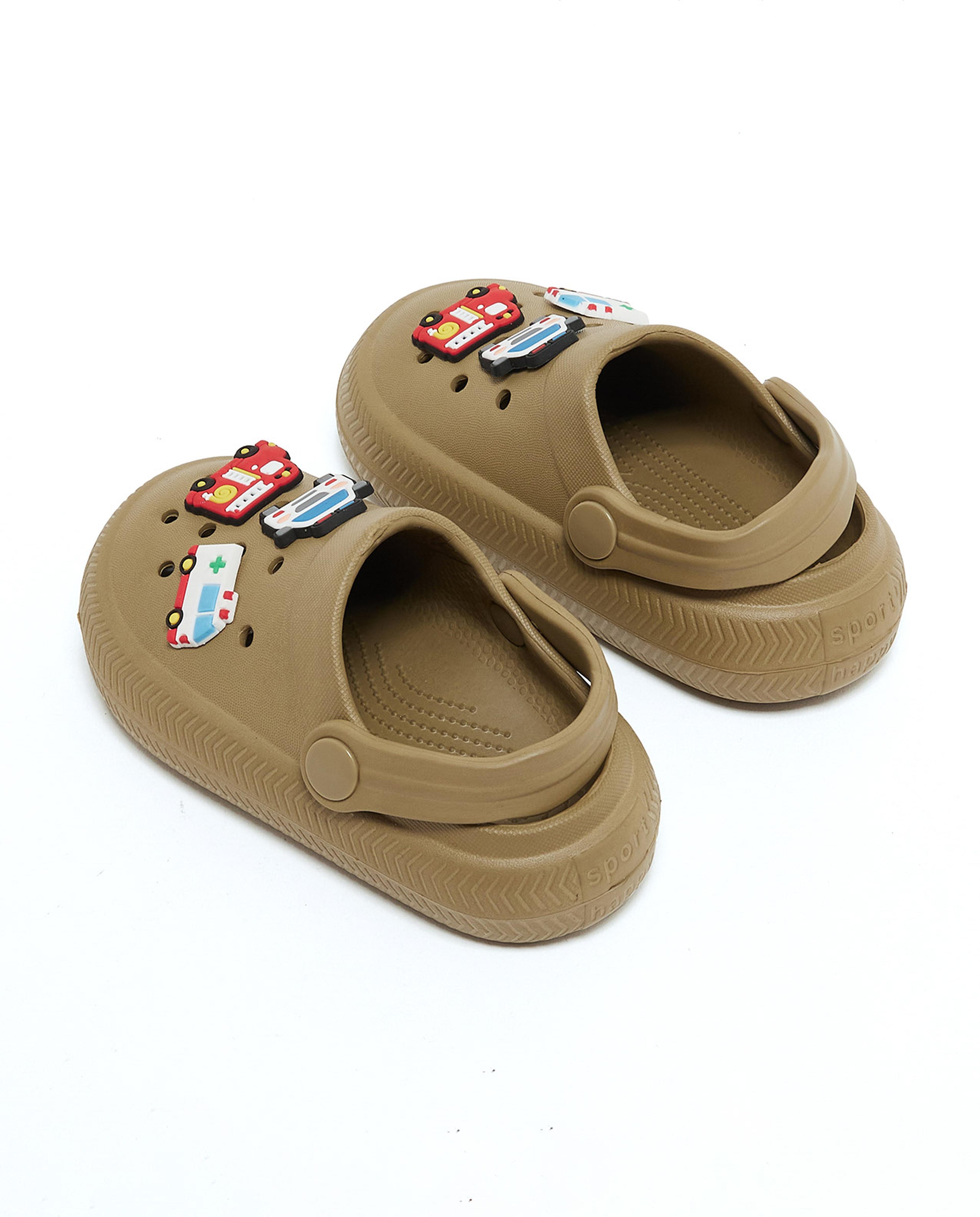 كلوغ بإكسسوار