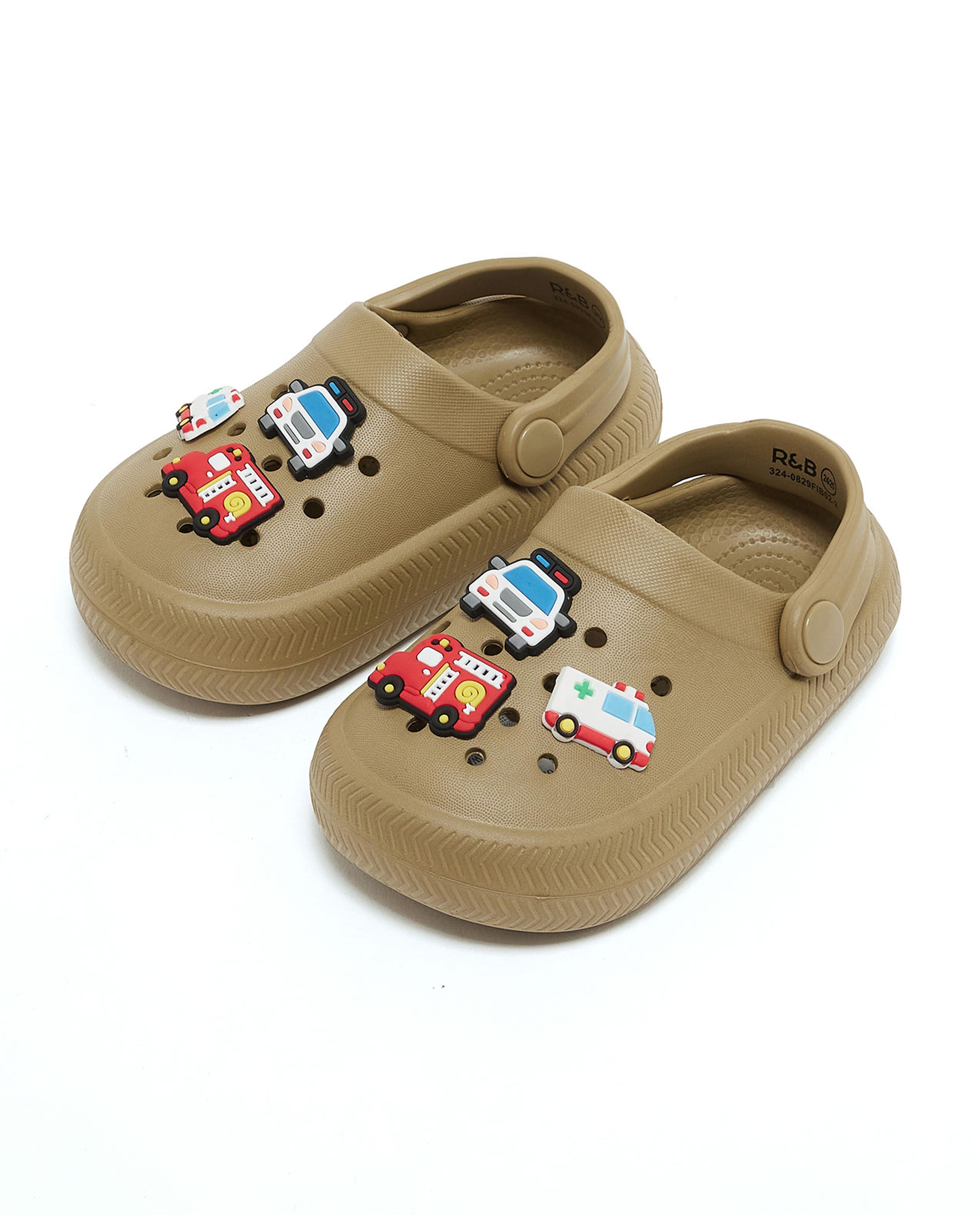 كلوغ بإكسسوار