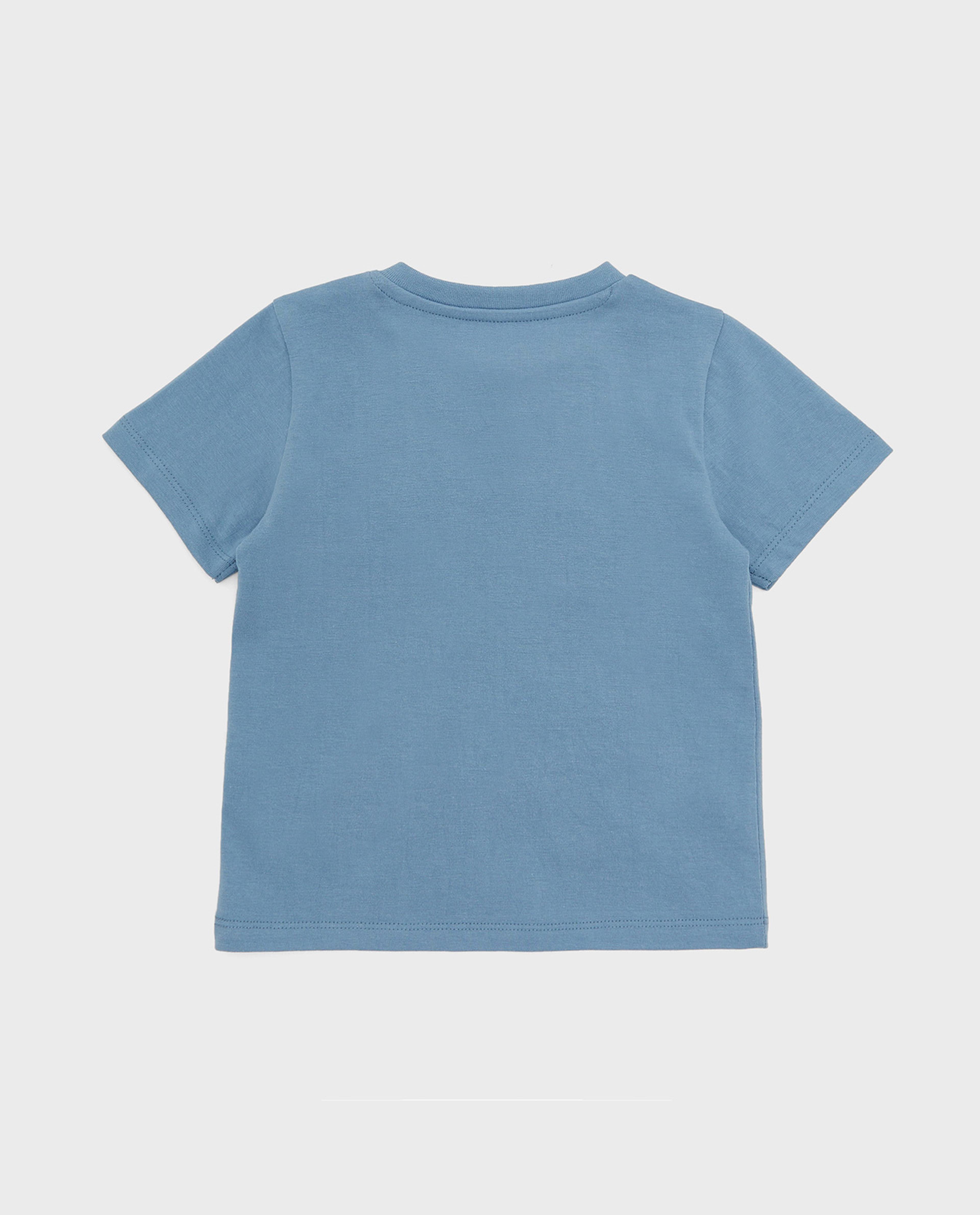 تيشيرت بطبعة وياقة مستديرة