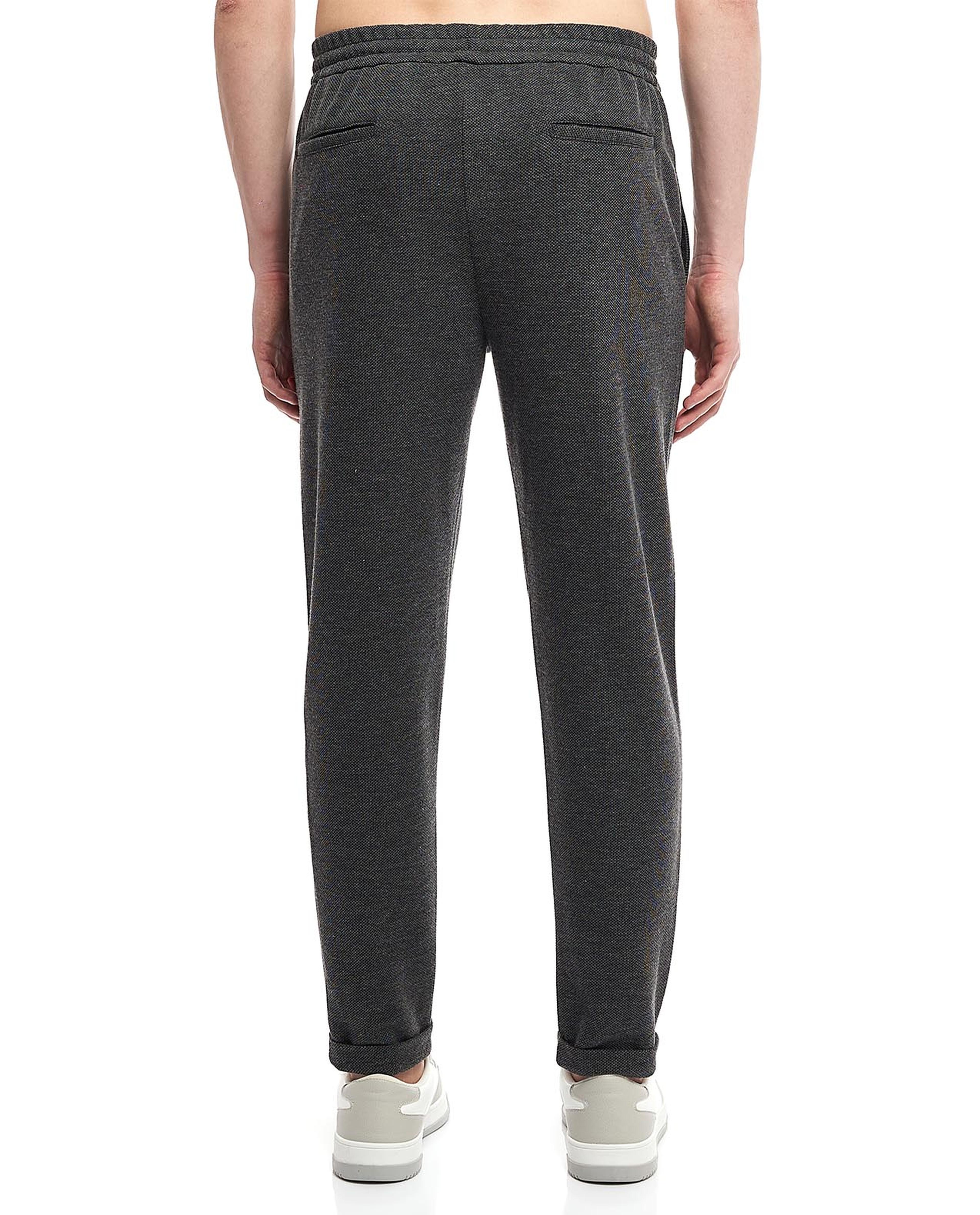 بنطال رياضي سادة برباط على الخصر