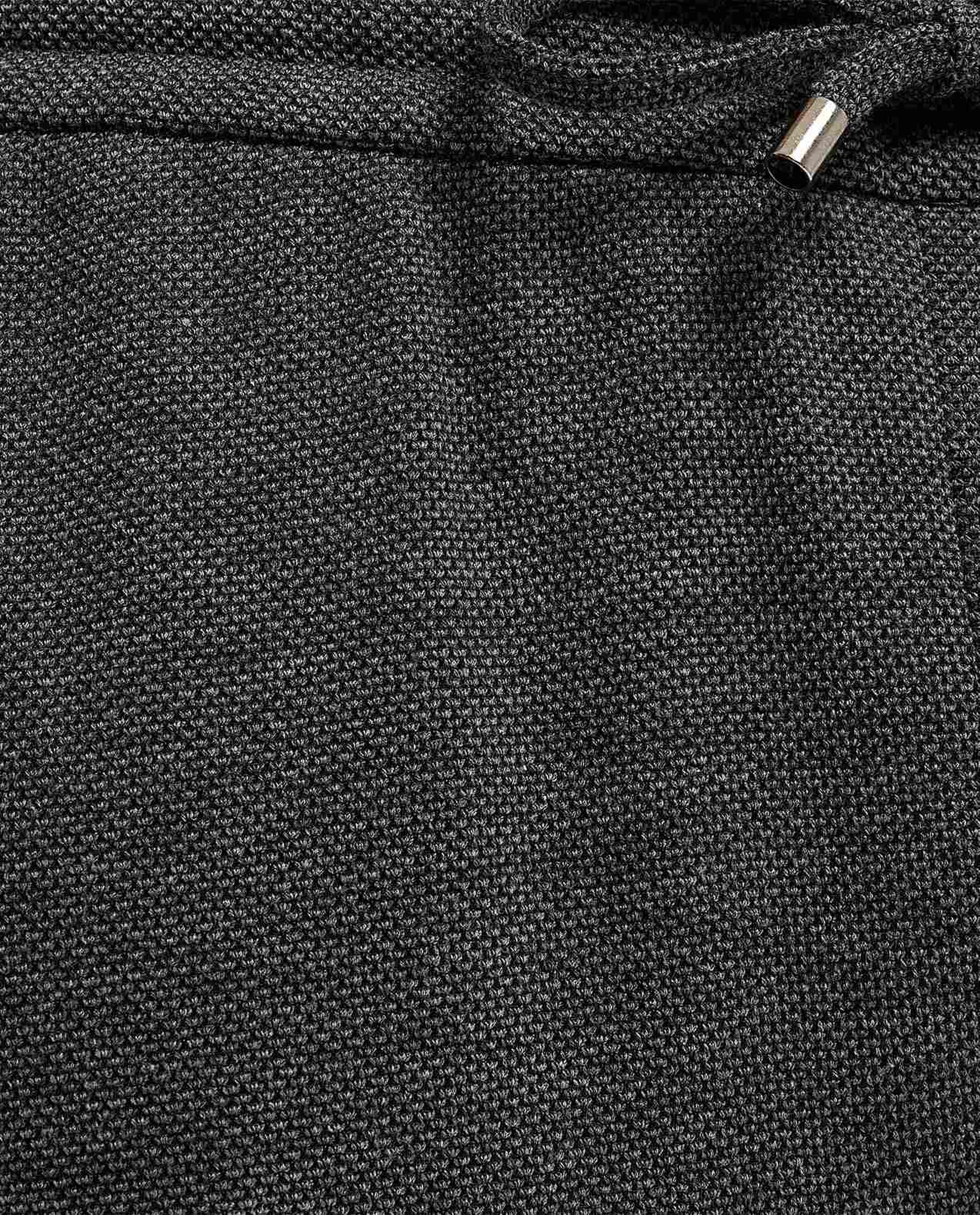 بنطال رياضي سادة برباط على الخصر