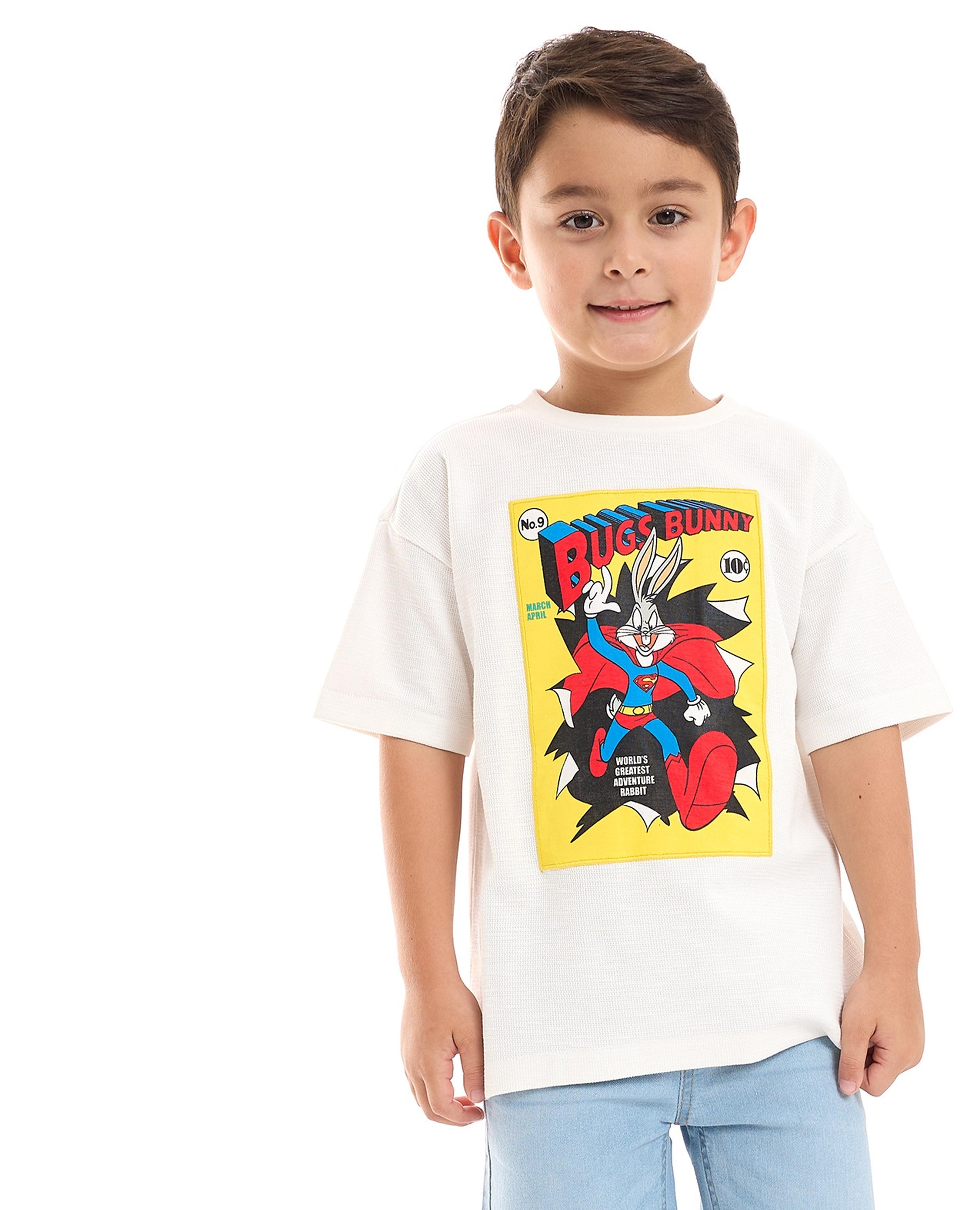 Graphic Print T-Shirt with Crew Neck and Short Sleeves