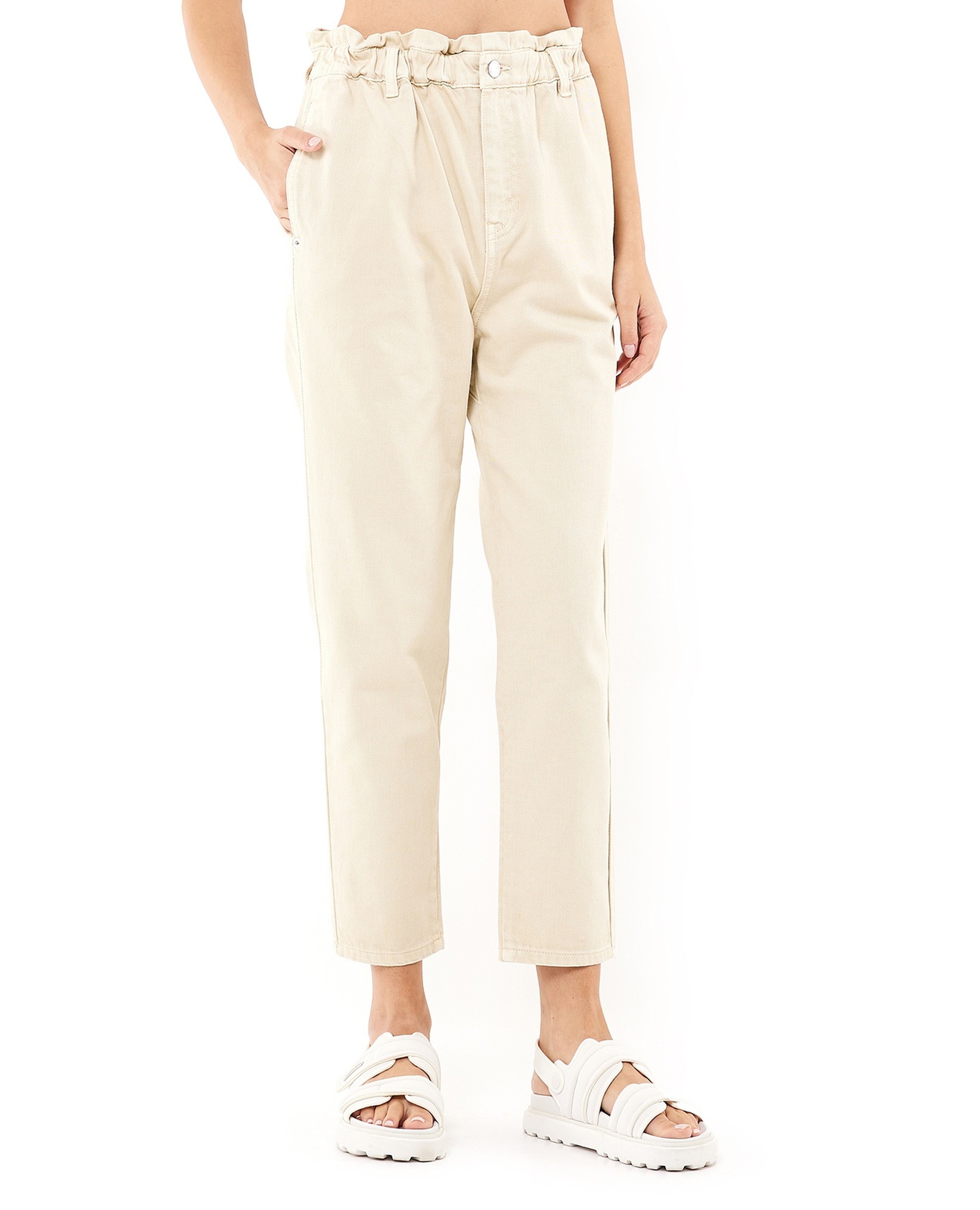 Solid Slouchy Jeans with Button Closure