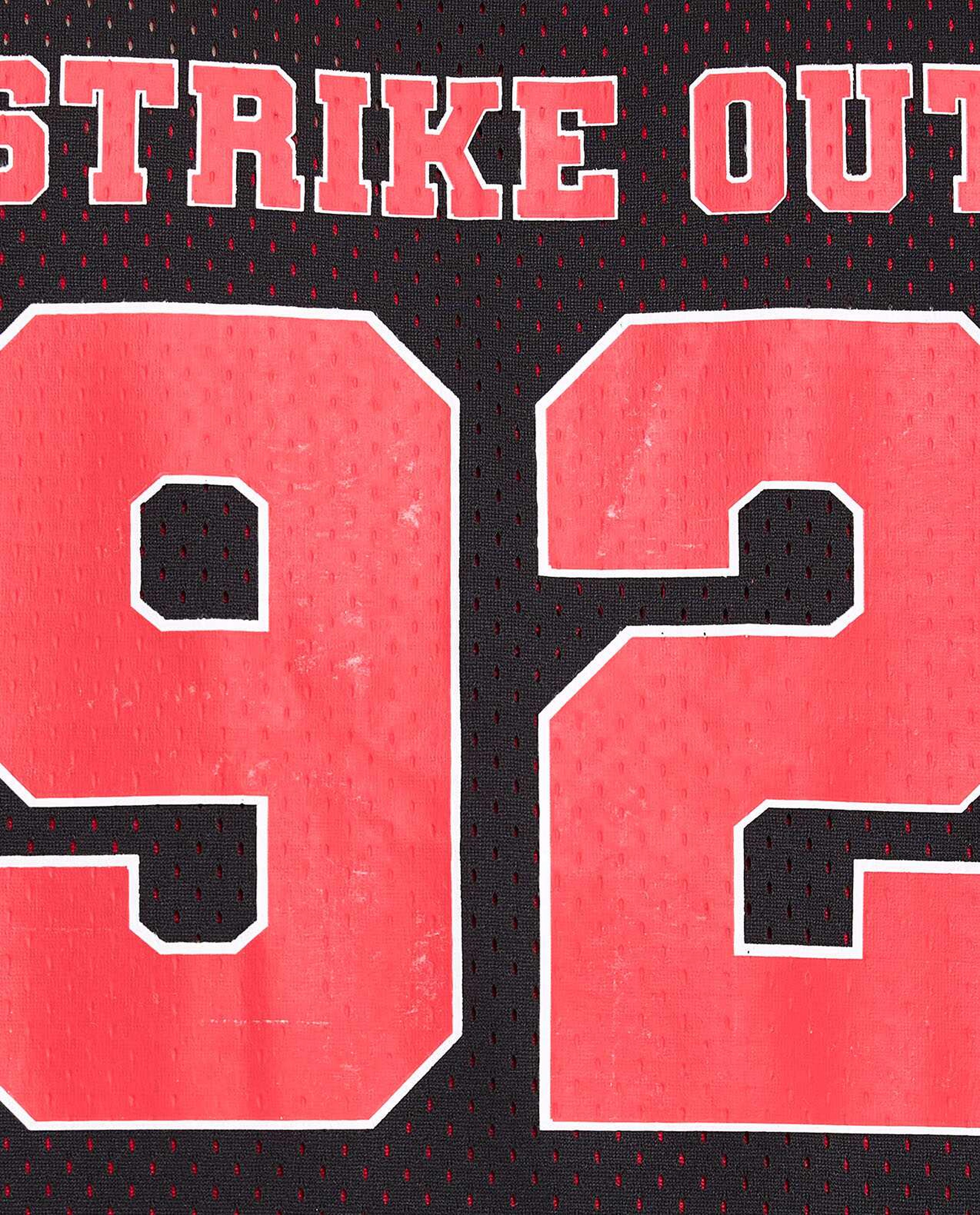 توب نشط مطبوع بدون أكمام