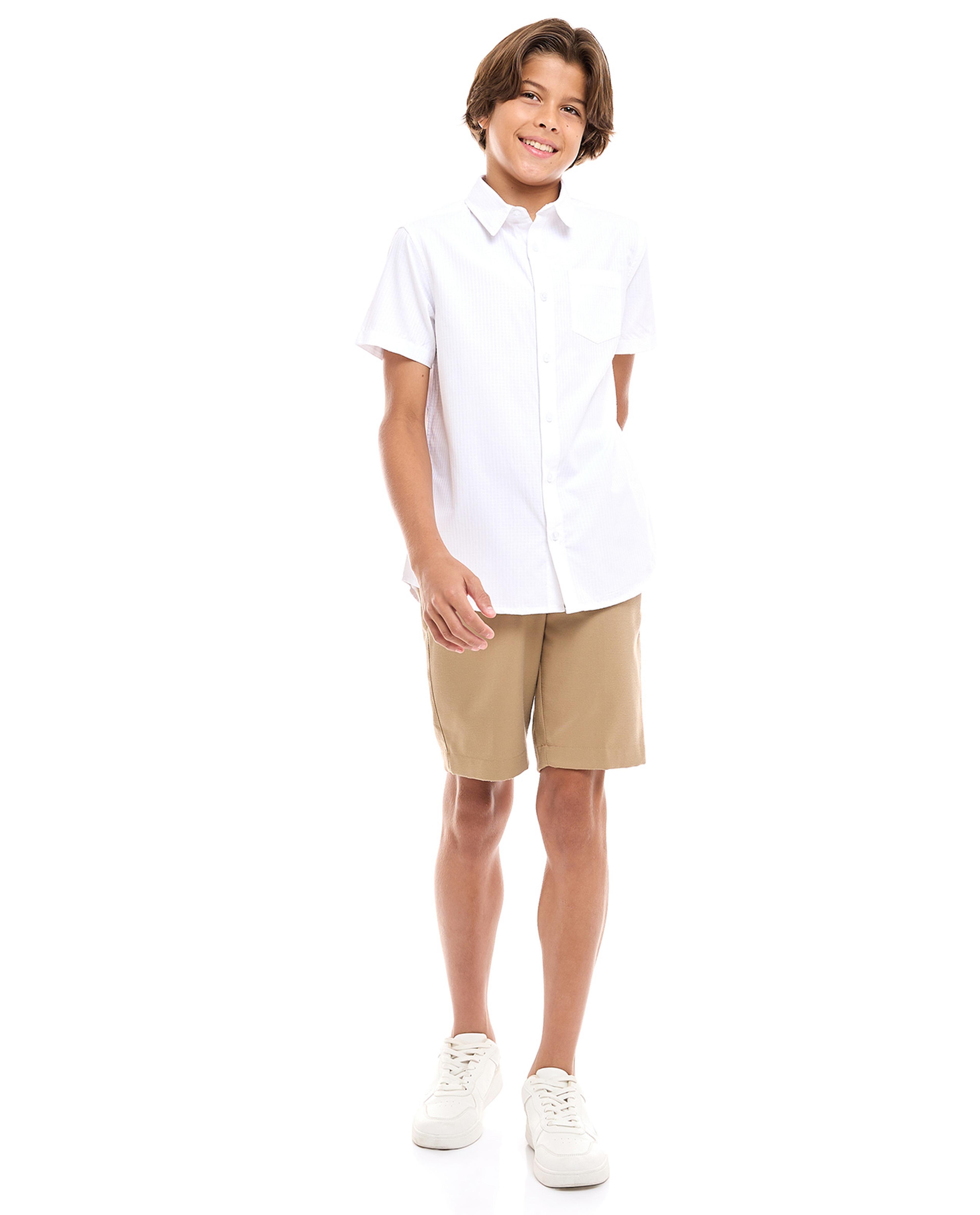 Solid Shirt with Classic Collar and Short Sleeves