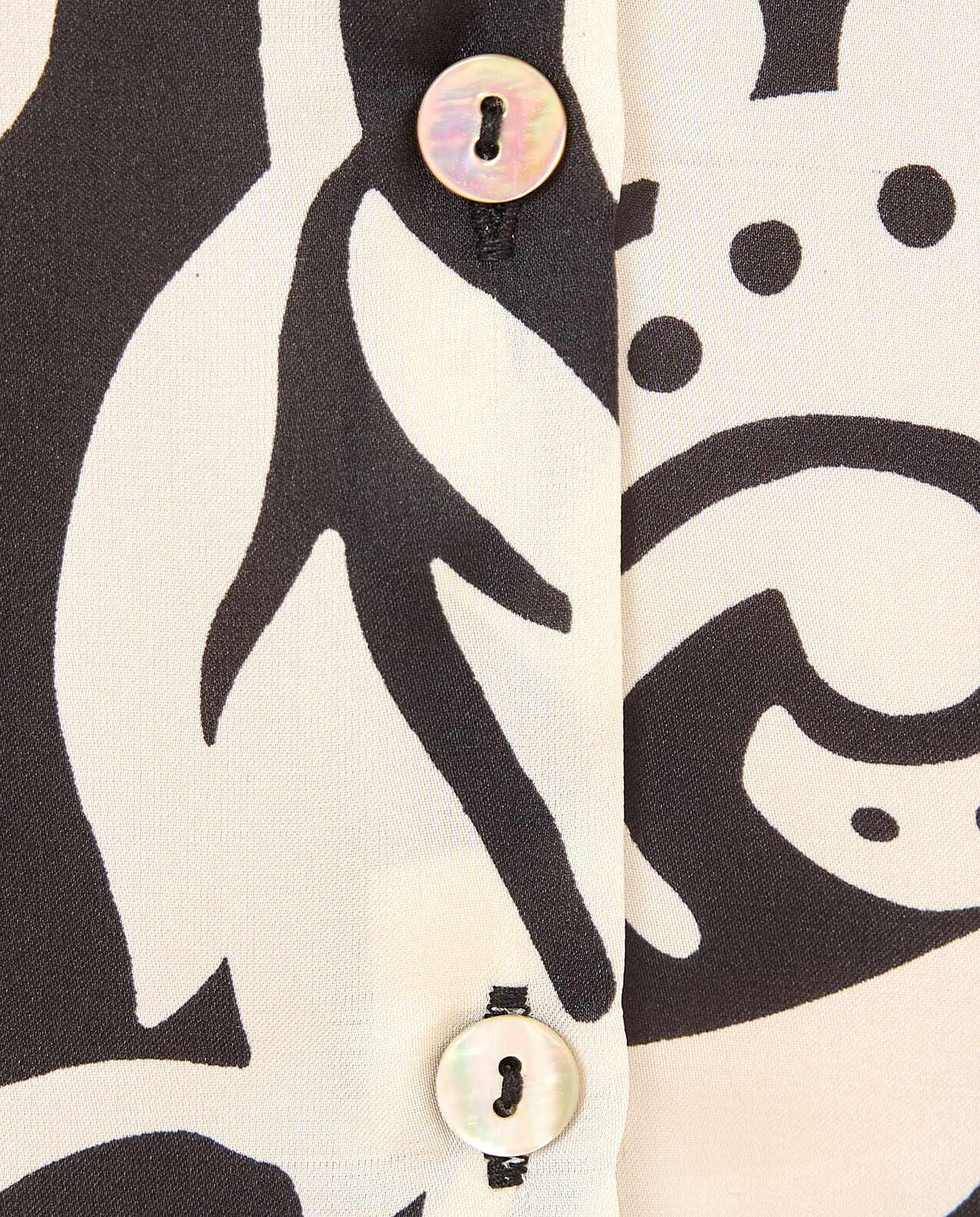 Patterned Shirt with Classic Collar and Long Sleeves