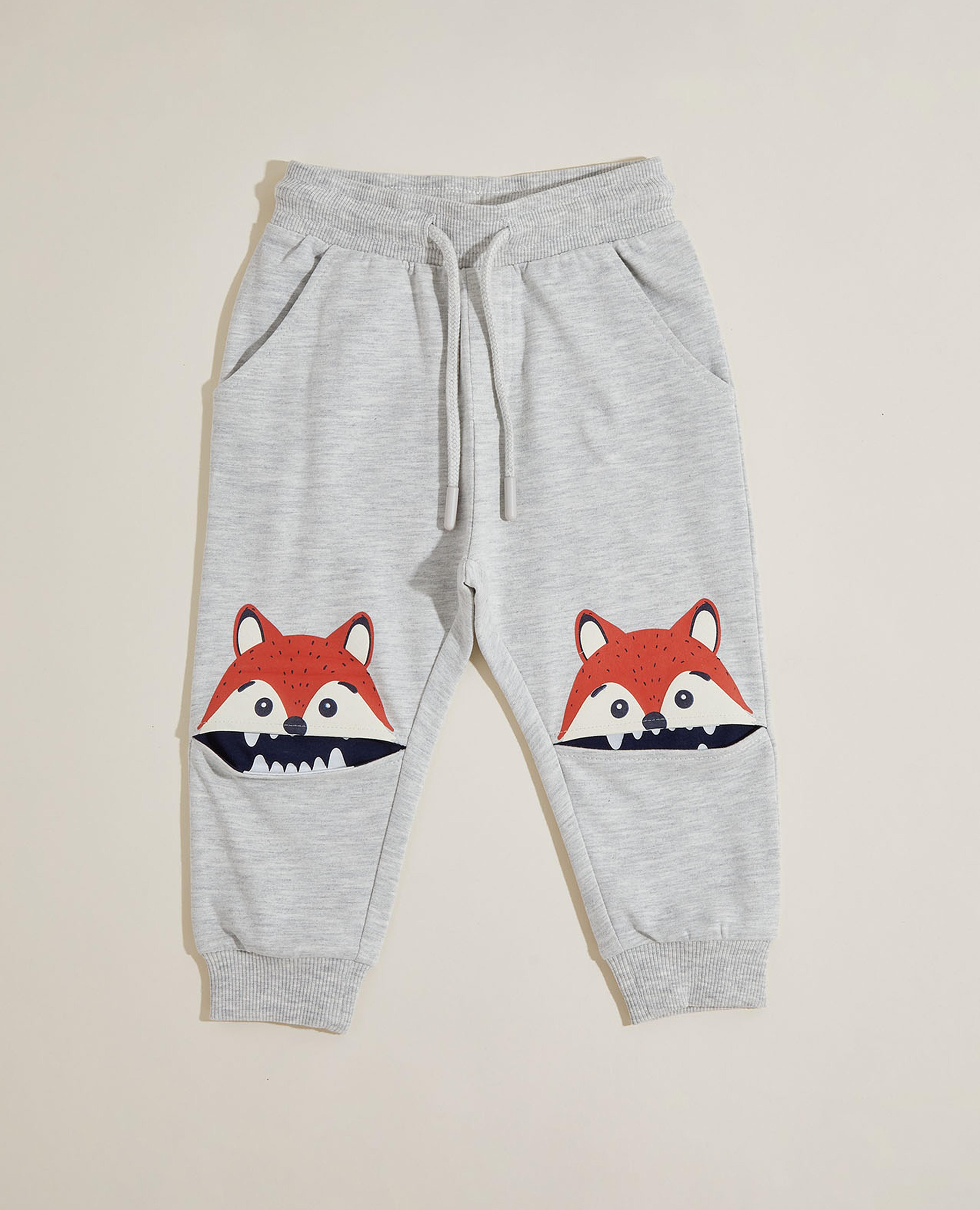 بنطال جوغر منقوش بحزام