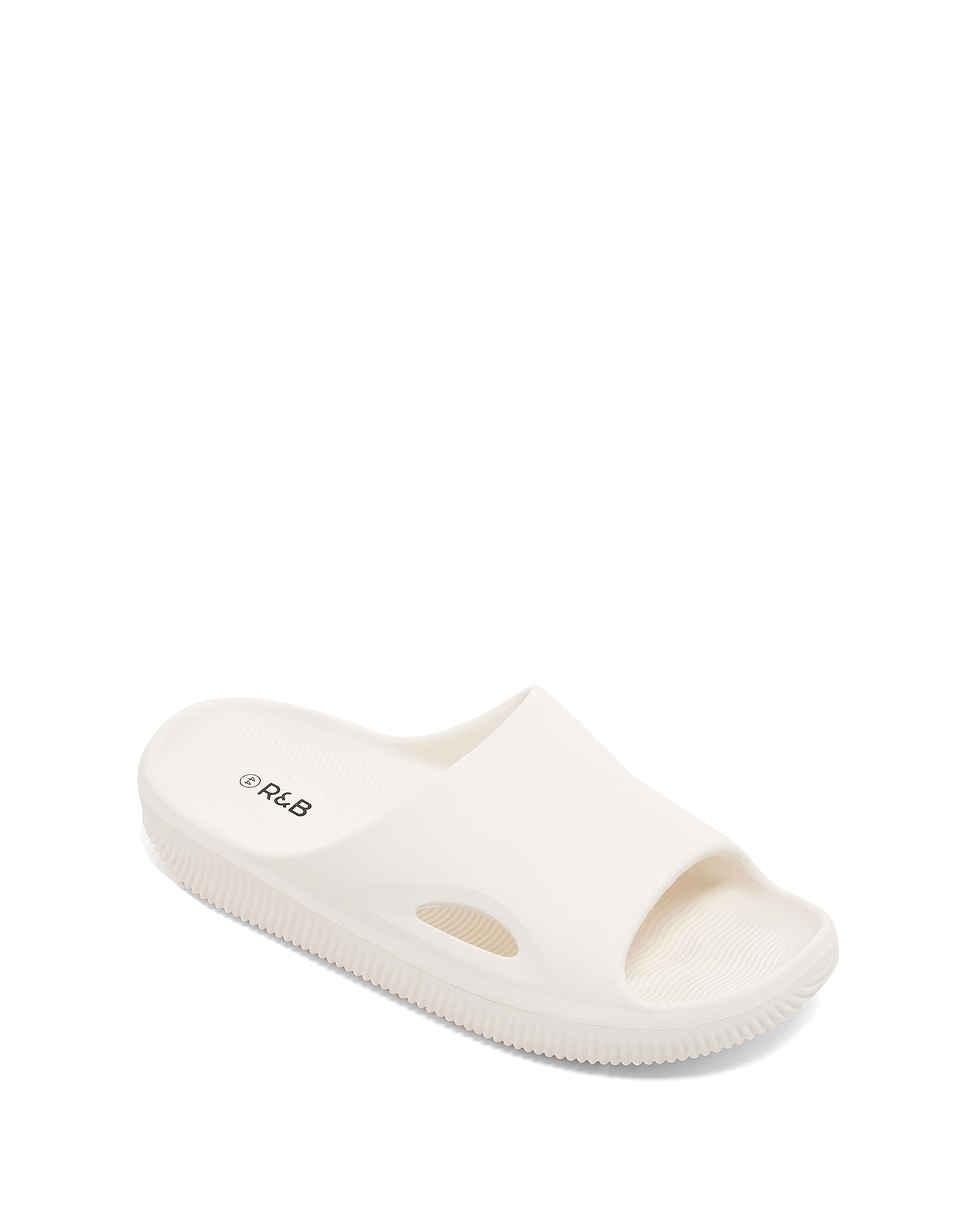 شبشب مفتوح من الأمام