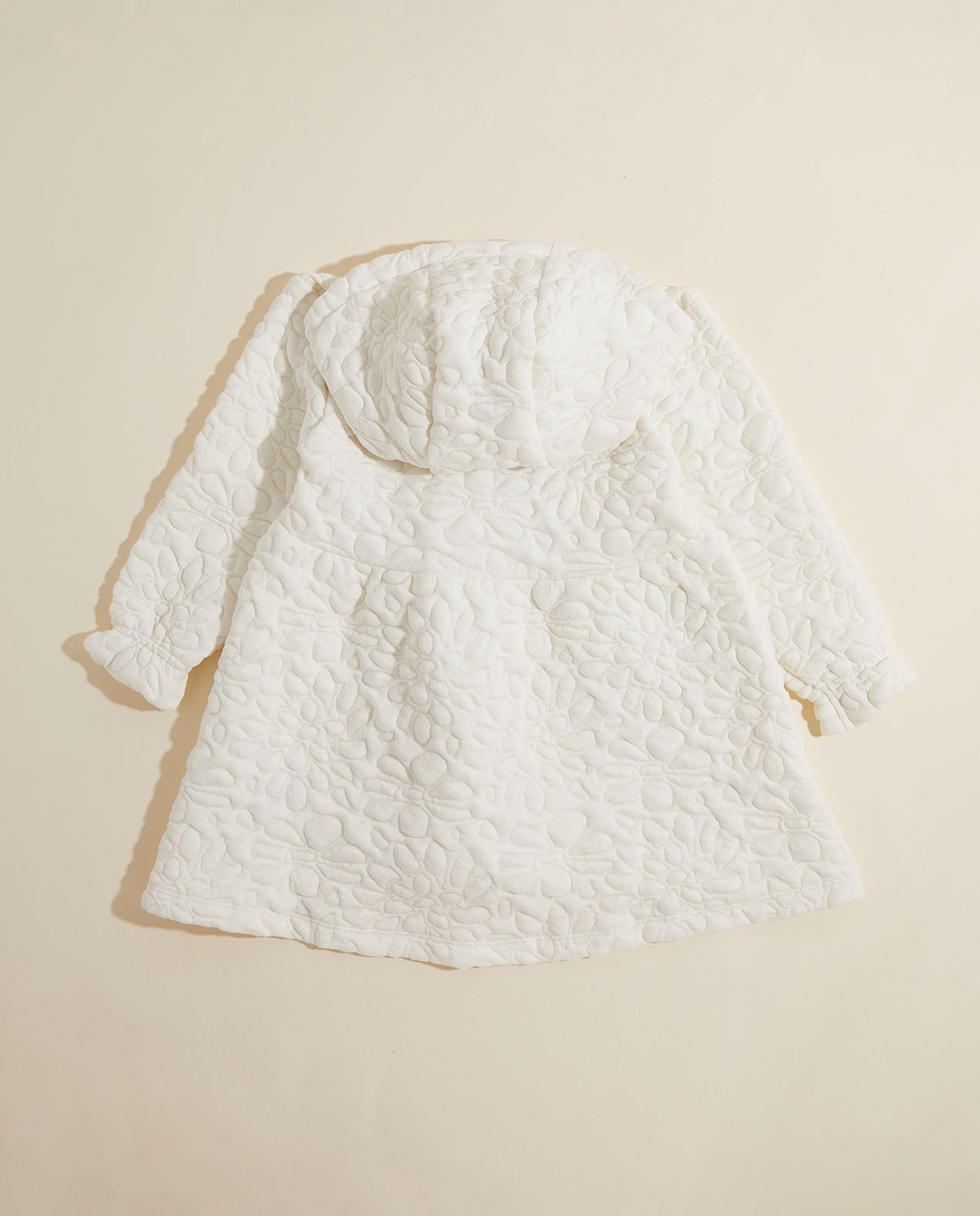 فستان مبطن بغطاء رأس وأكمام طويلة