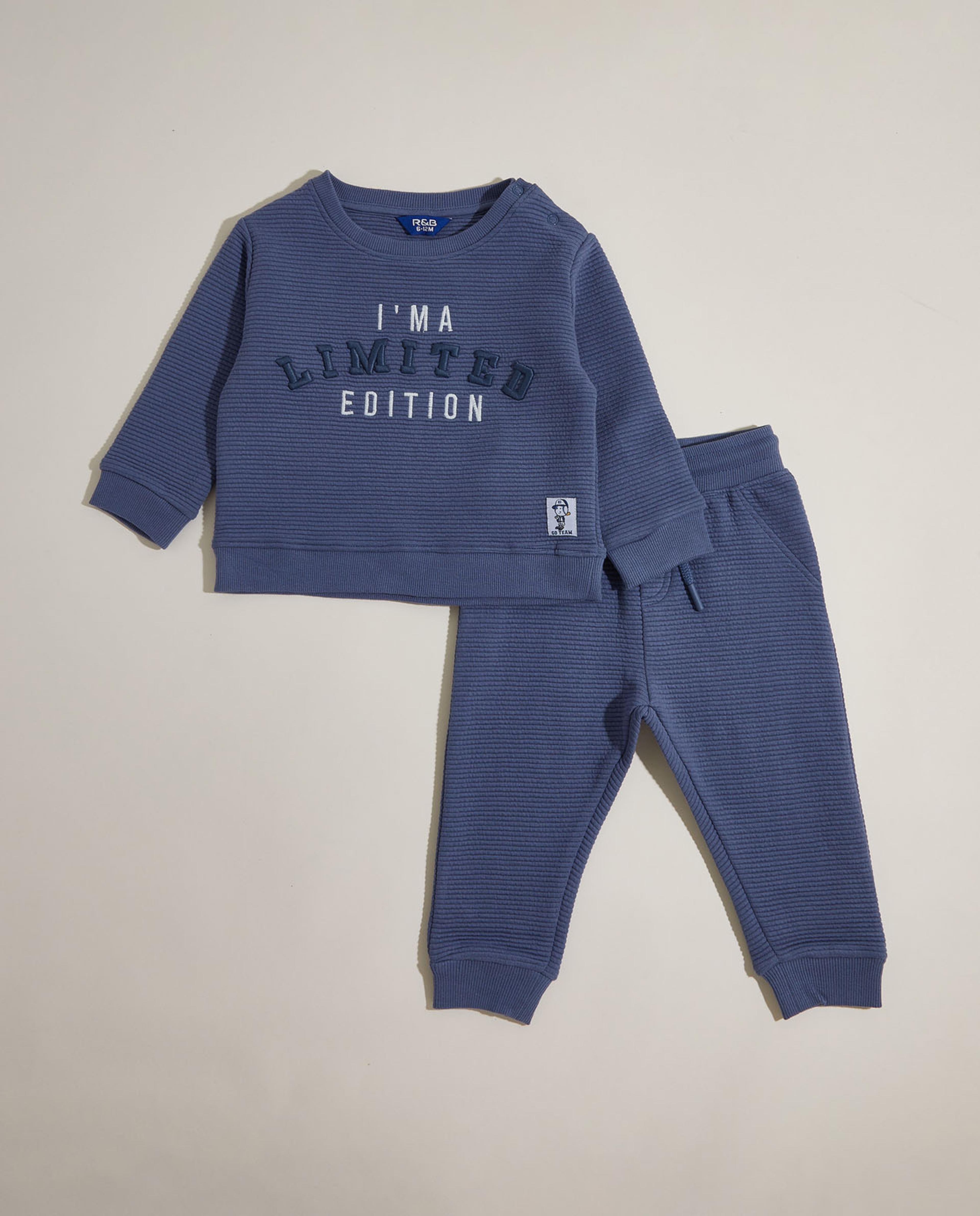 Embroidered Sweatshirt with Crew Neck and Long Sleeves