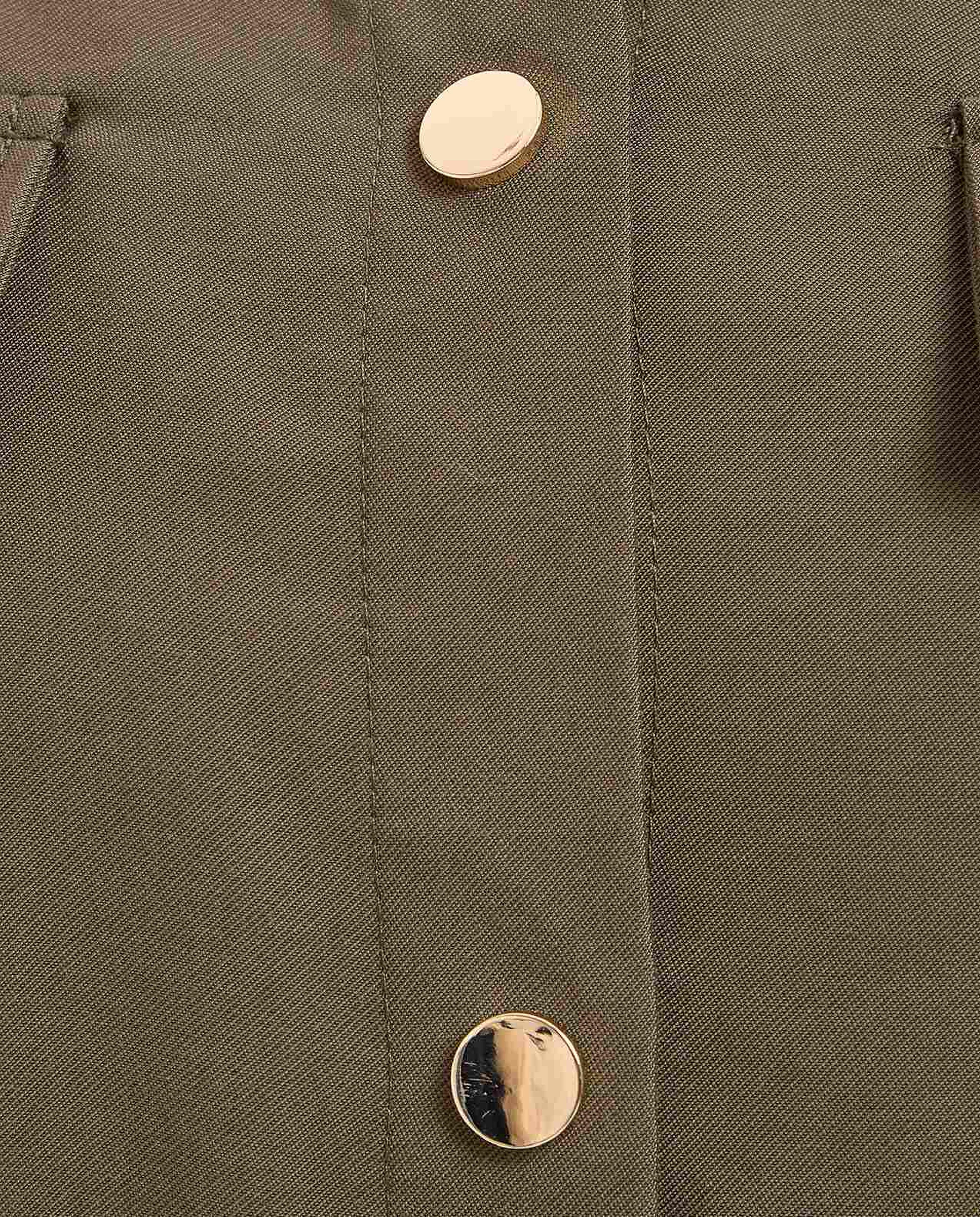 جاكيت منسوج سادة بأزرار