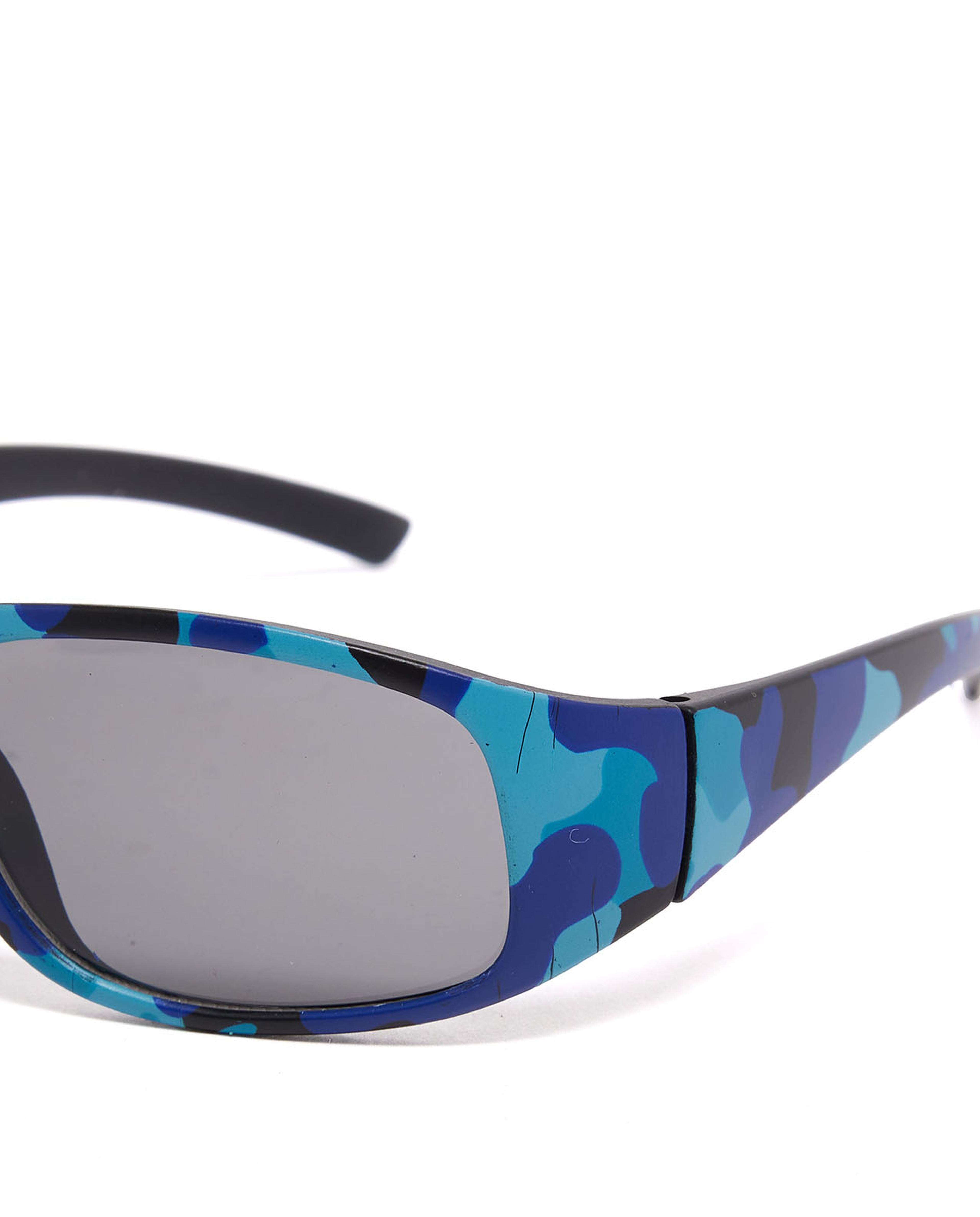 نظارة شمسية بيضاوية مع جراب