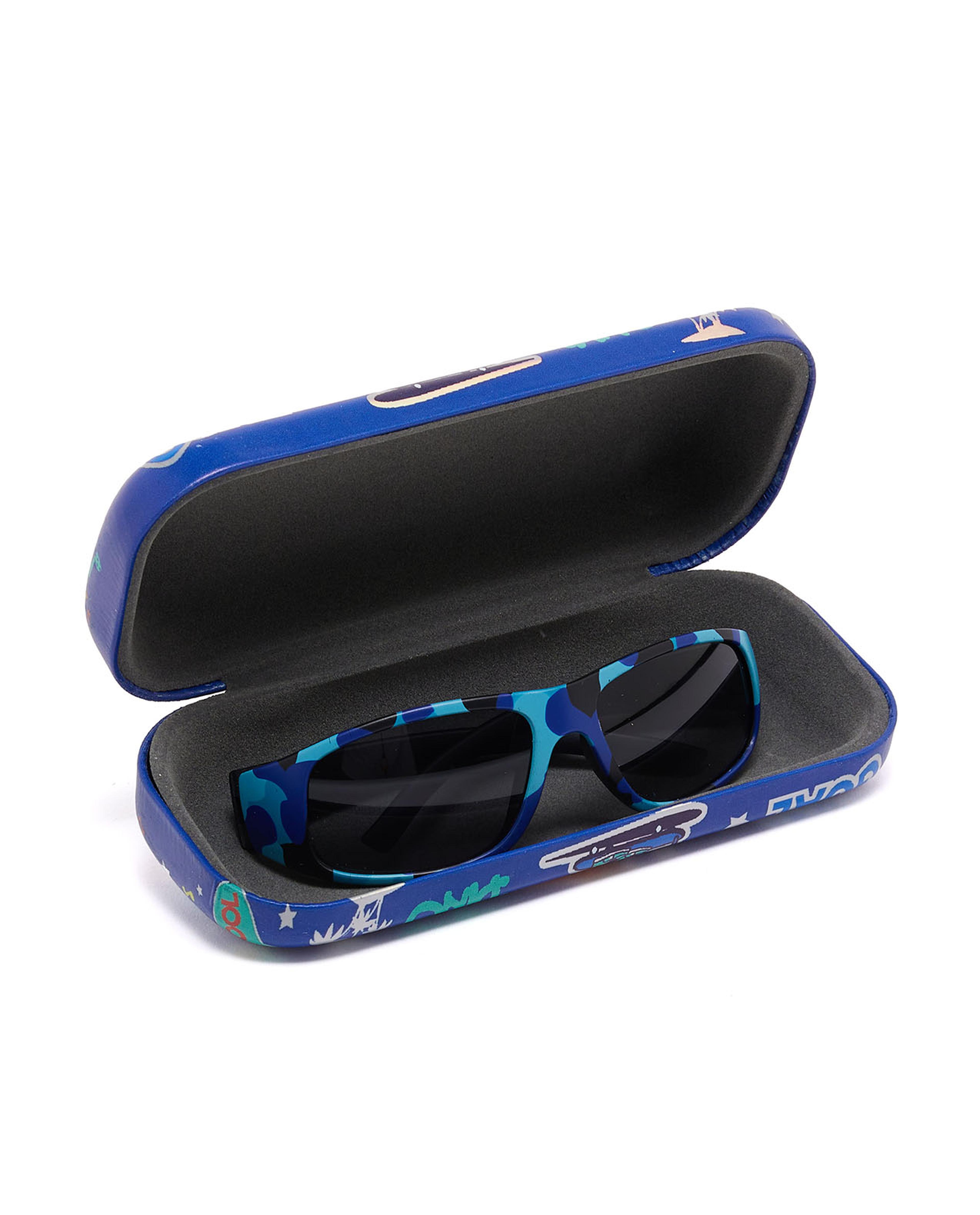 نظارة شمسية بيضاوية مع جراب