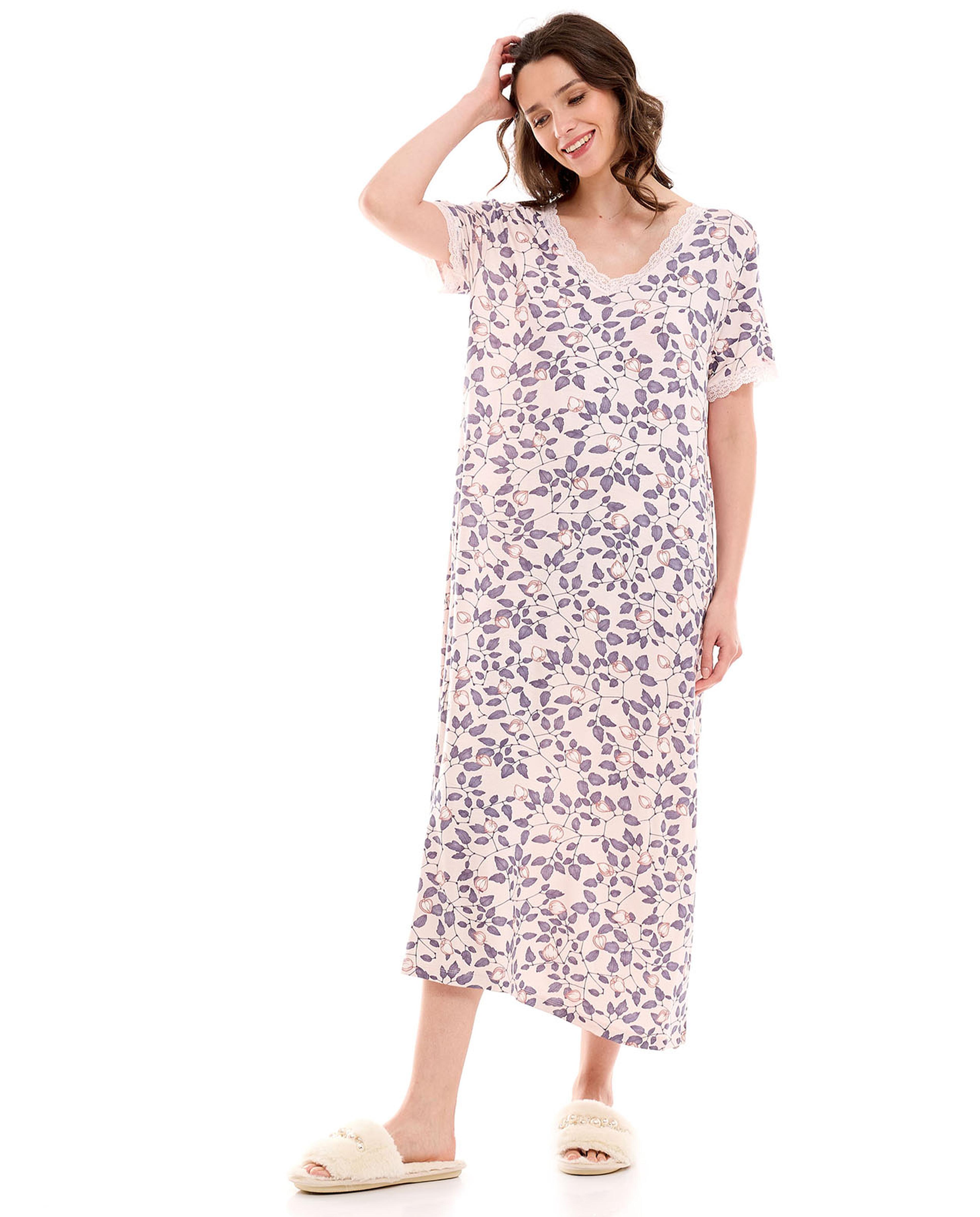 فستان نوم بطبعة وأكمام قصيرة