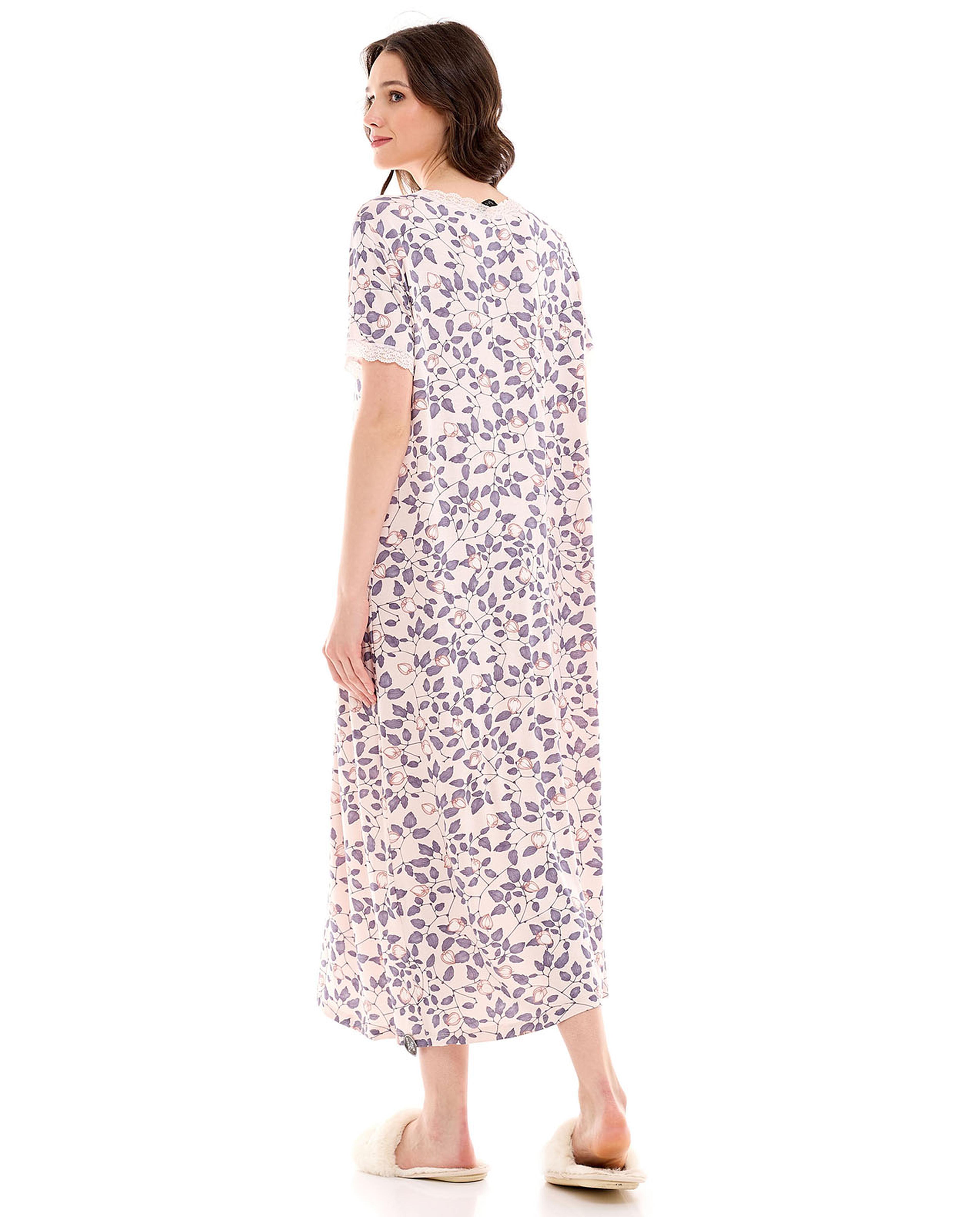 فستان نوم بطبعة وأكمام قصيرة