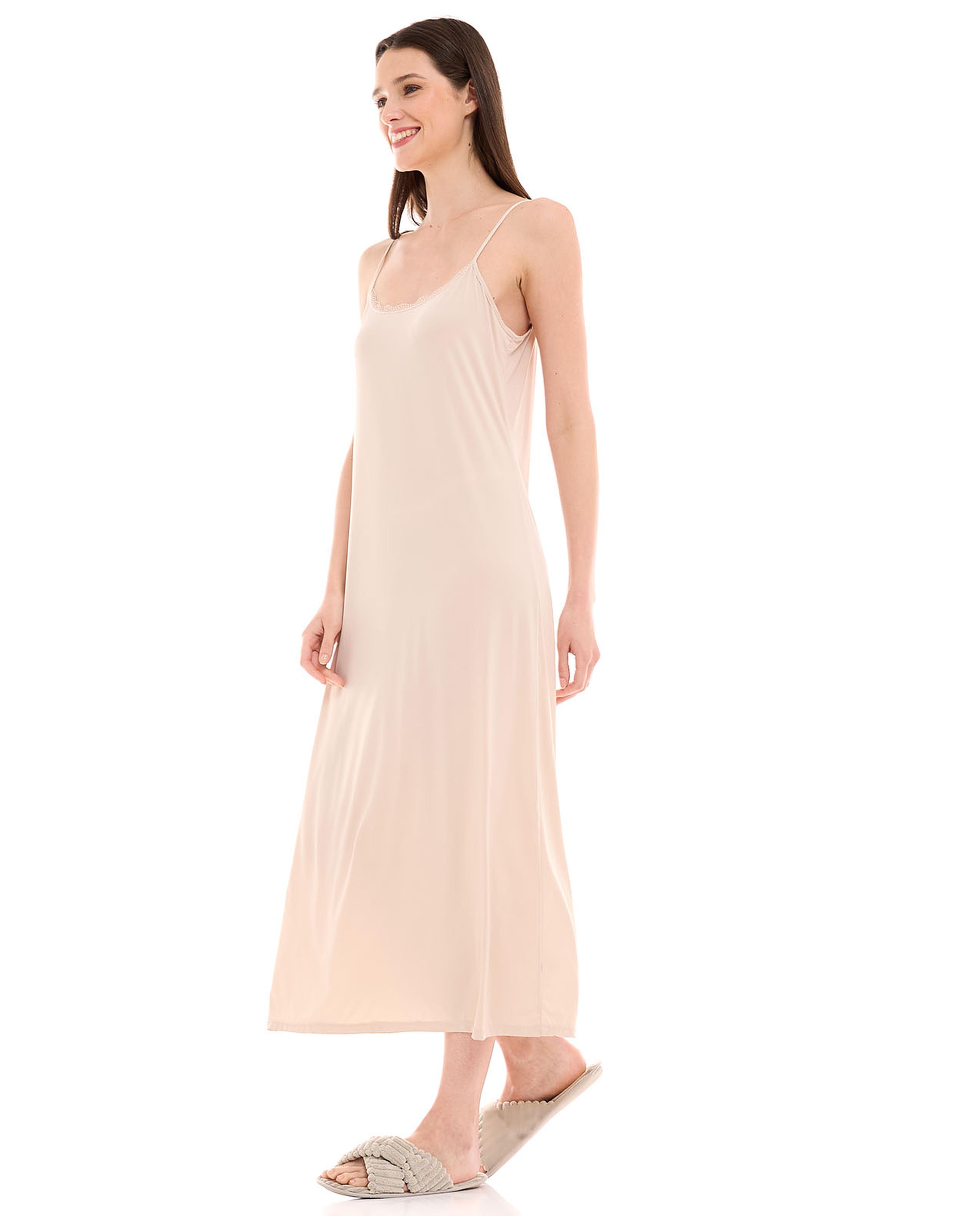 فستان نوم سادة