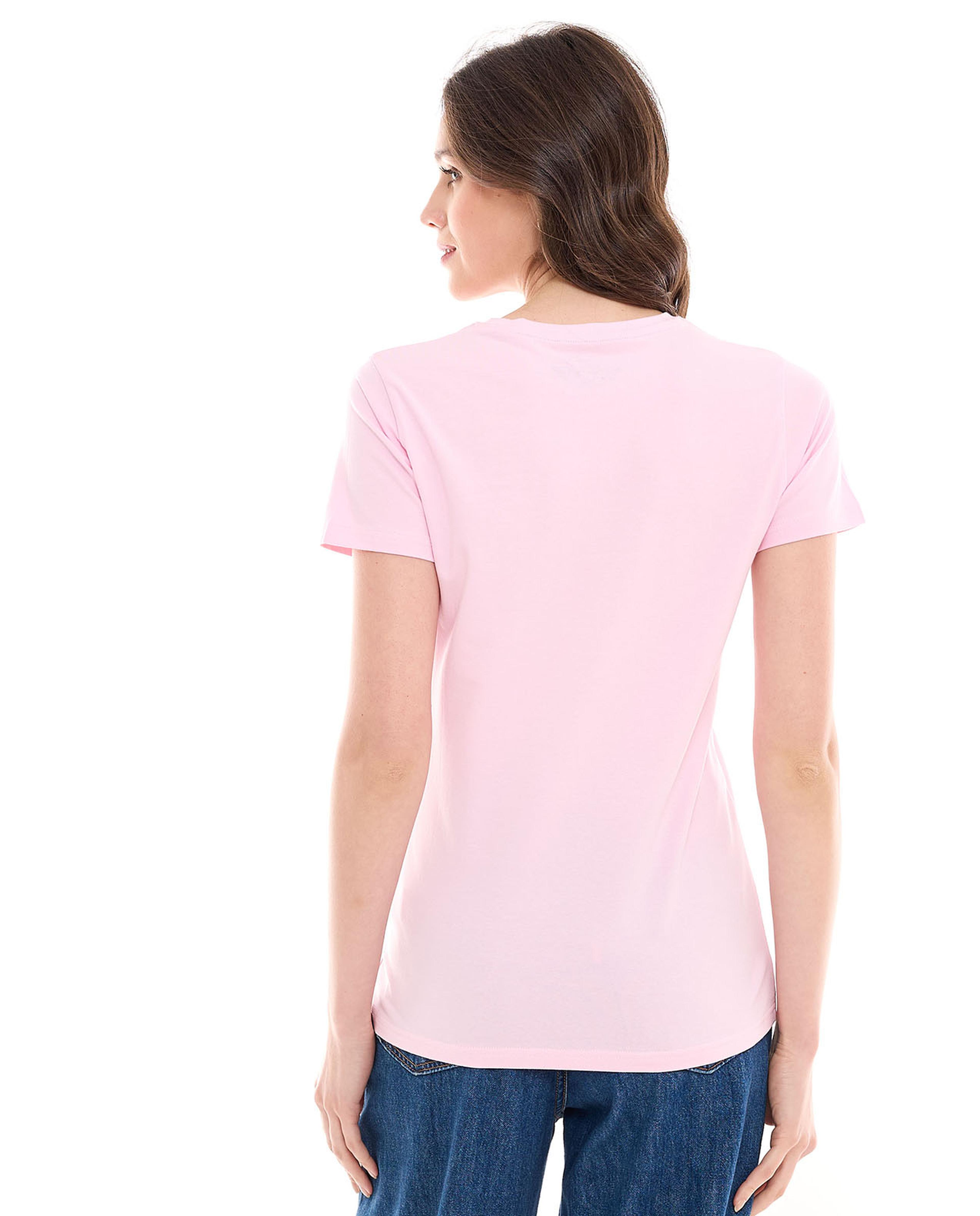 تيشيرت سادة بياقة مستديرة وأكمام قصيرة