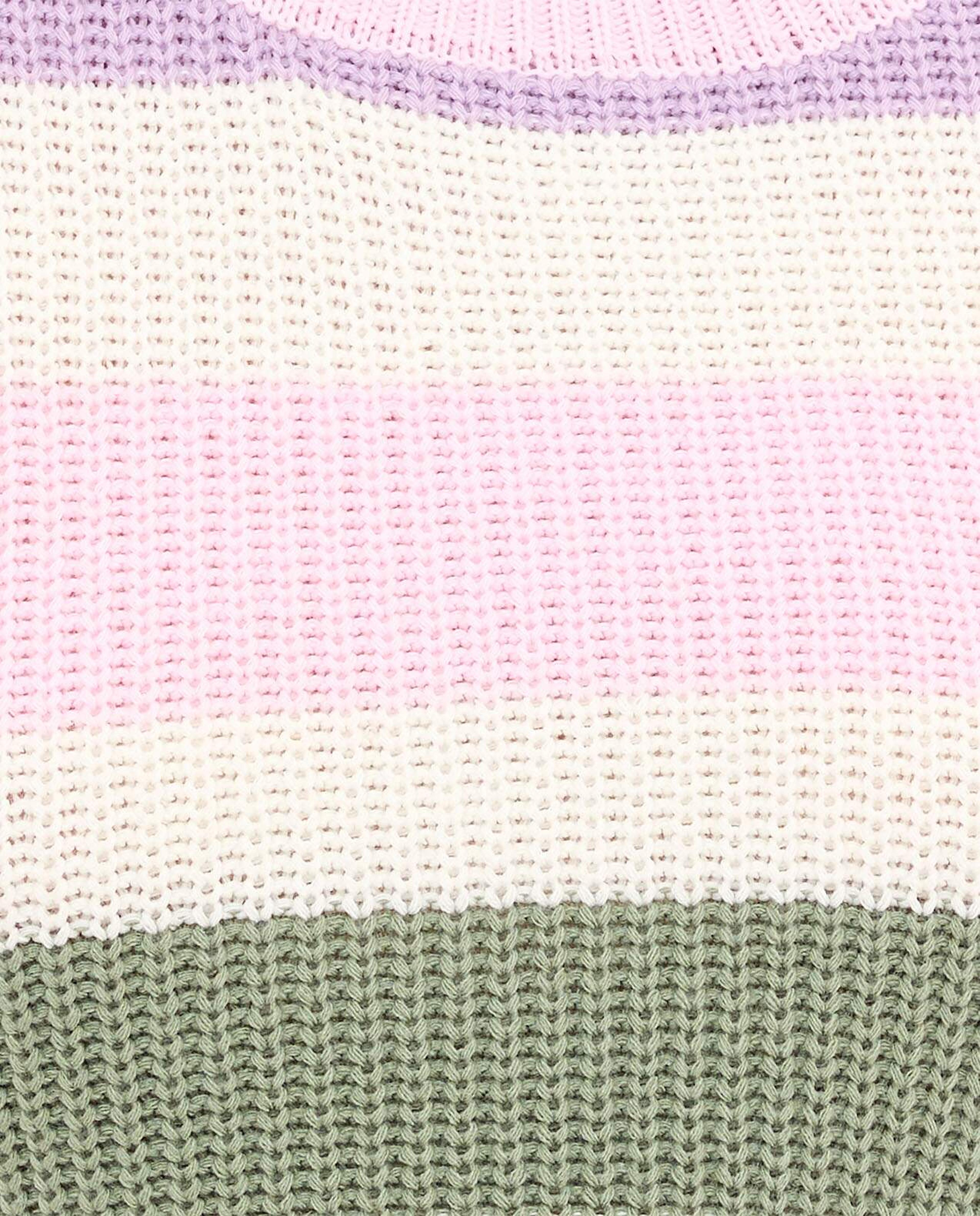 سترة مخططة بأكمام طويلة ورقبة مستديرة