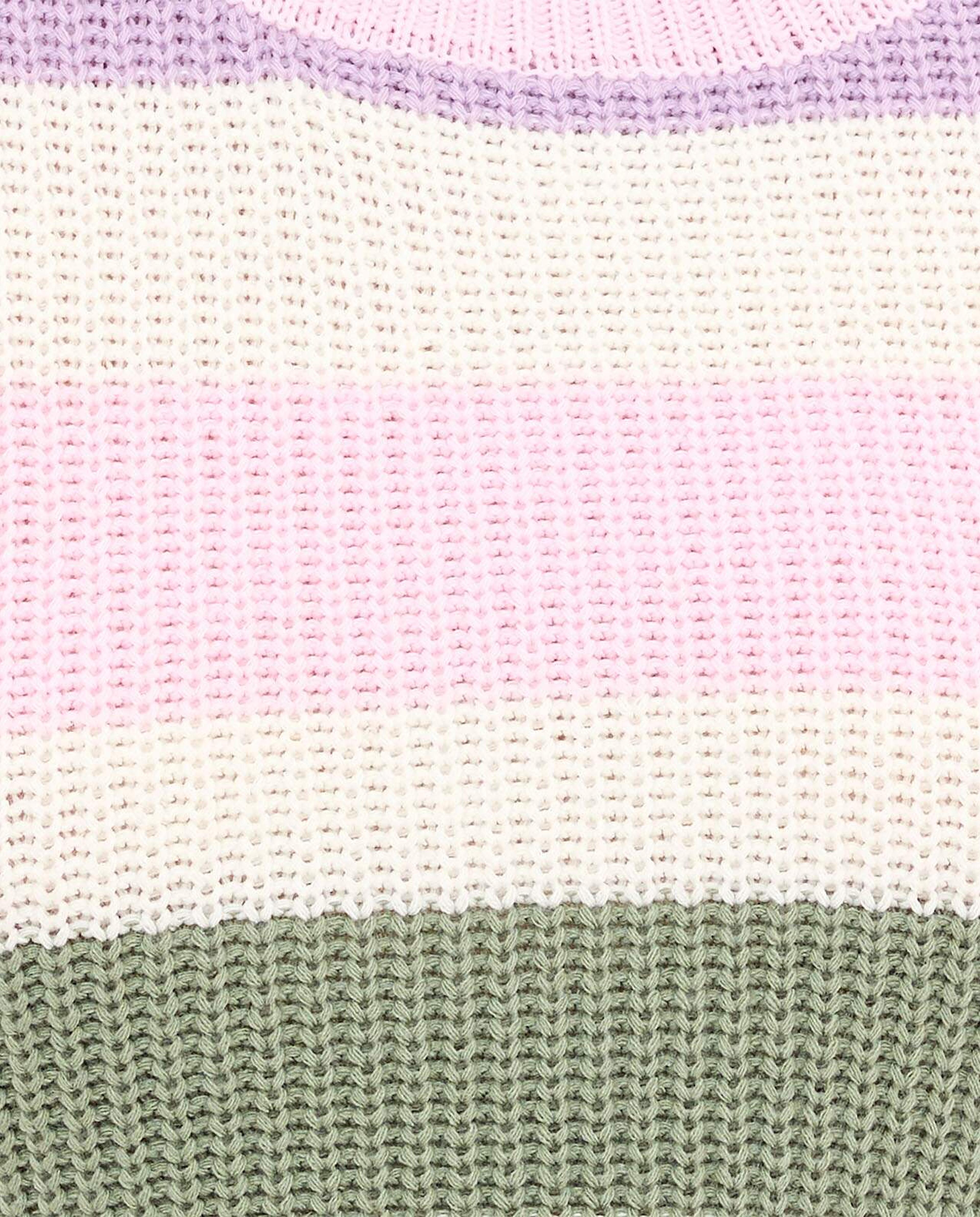 سترة مخططة بأكمام طويلة ورقبة مستديرة