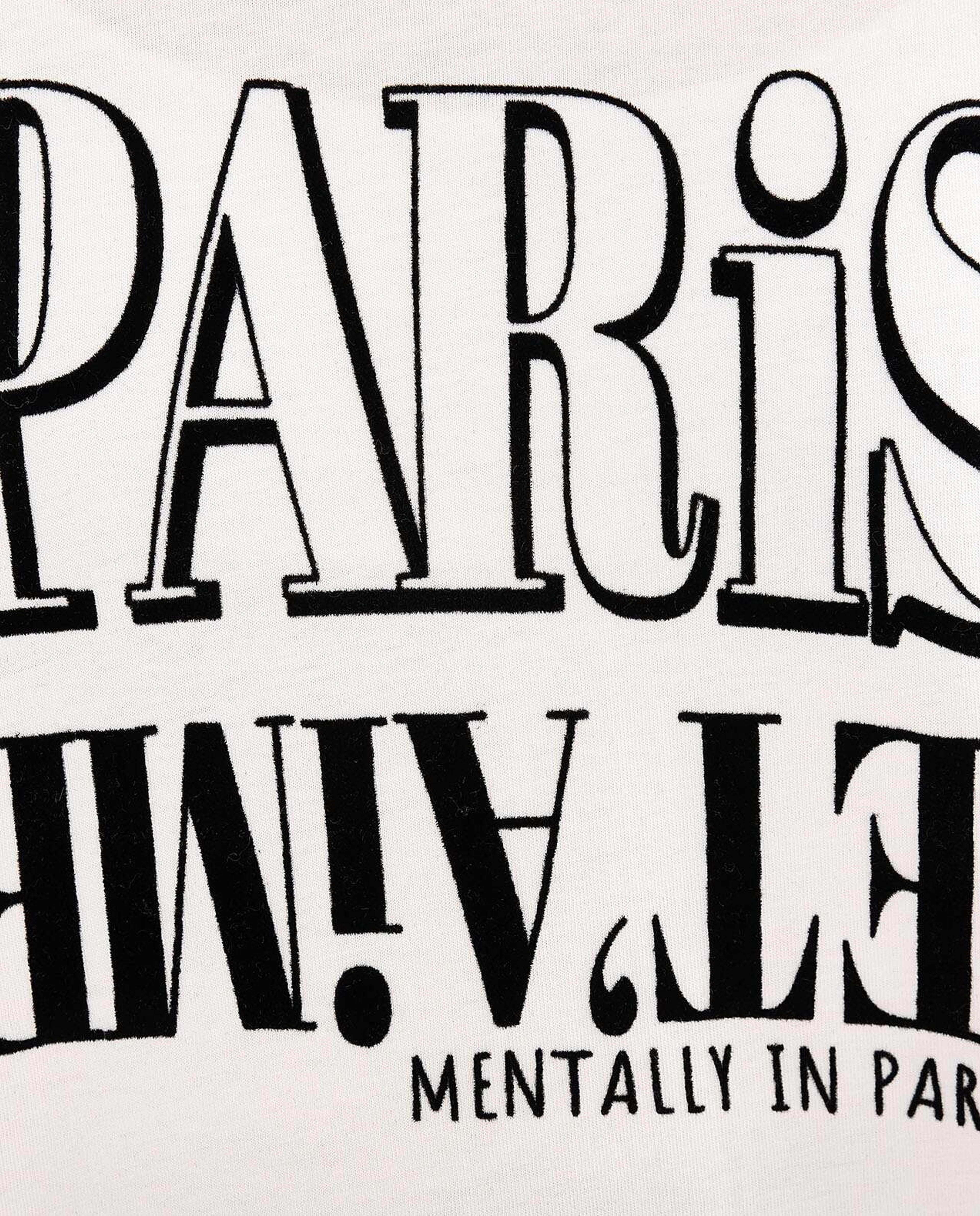 تيشيرت برقبة مستديرة وأكمام قصيرة