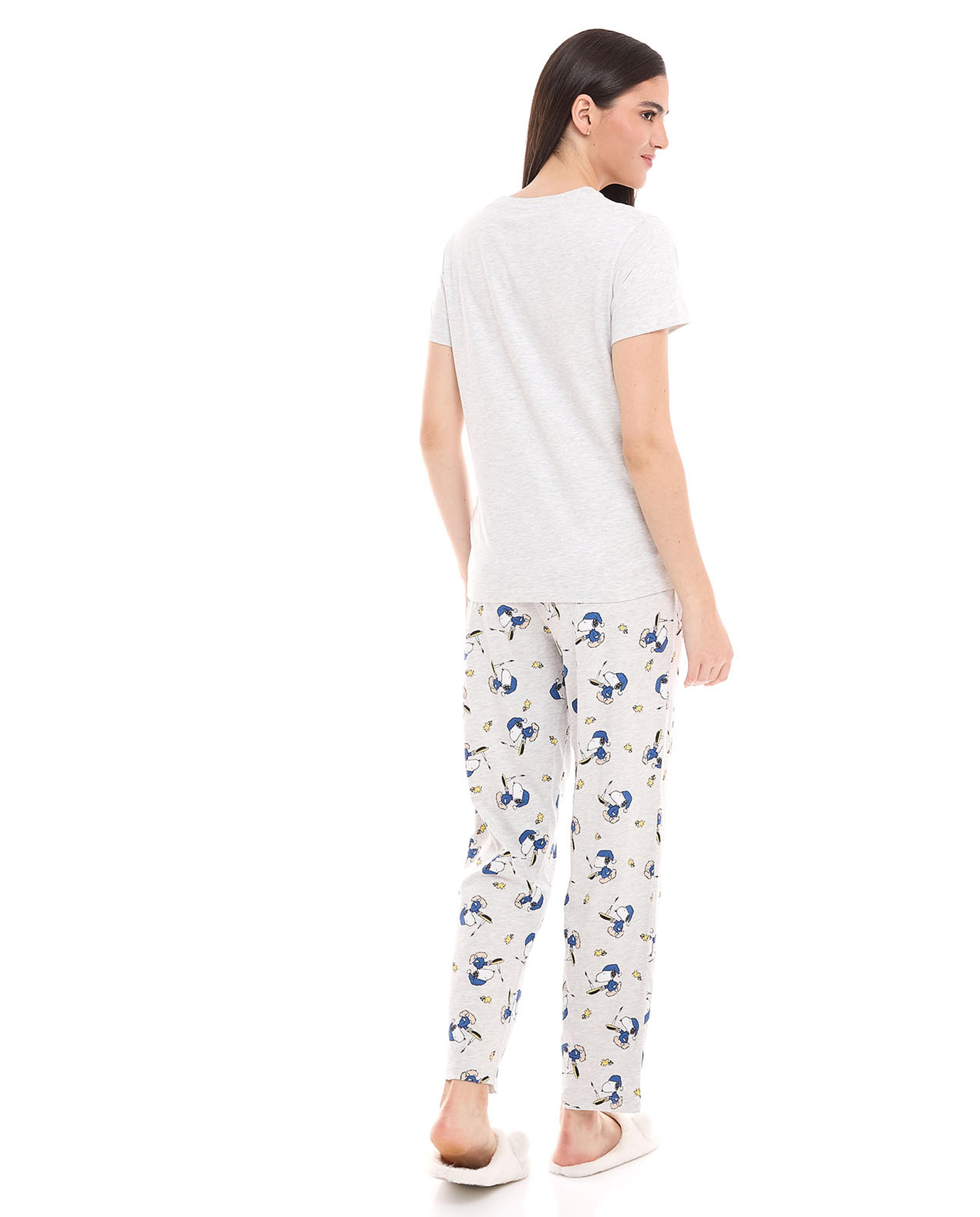 طقم بيجاما بطبعة سنوبي