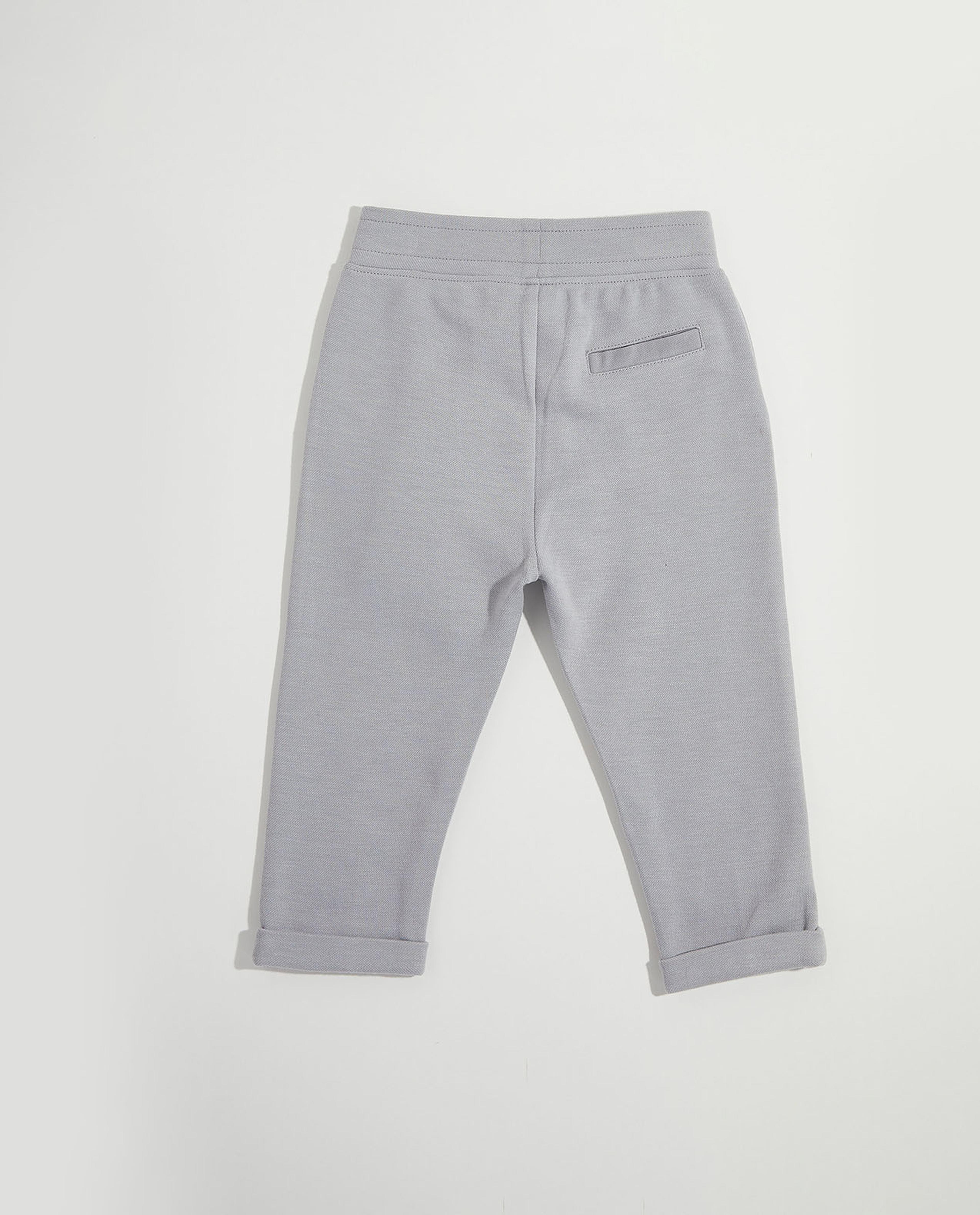 بنطال بخصر مرن