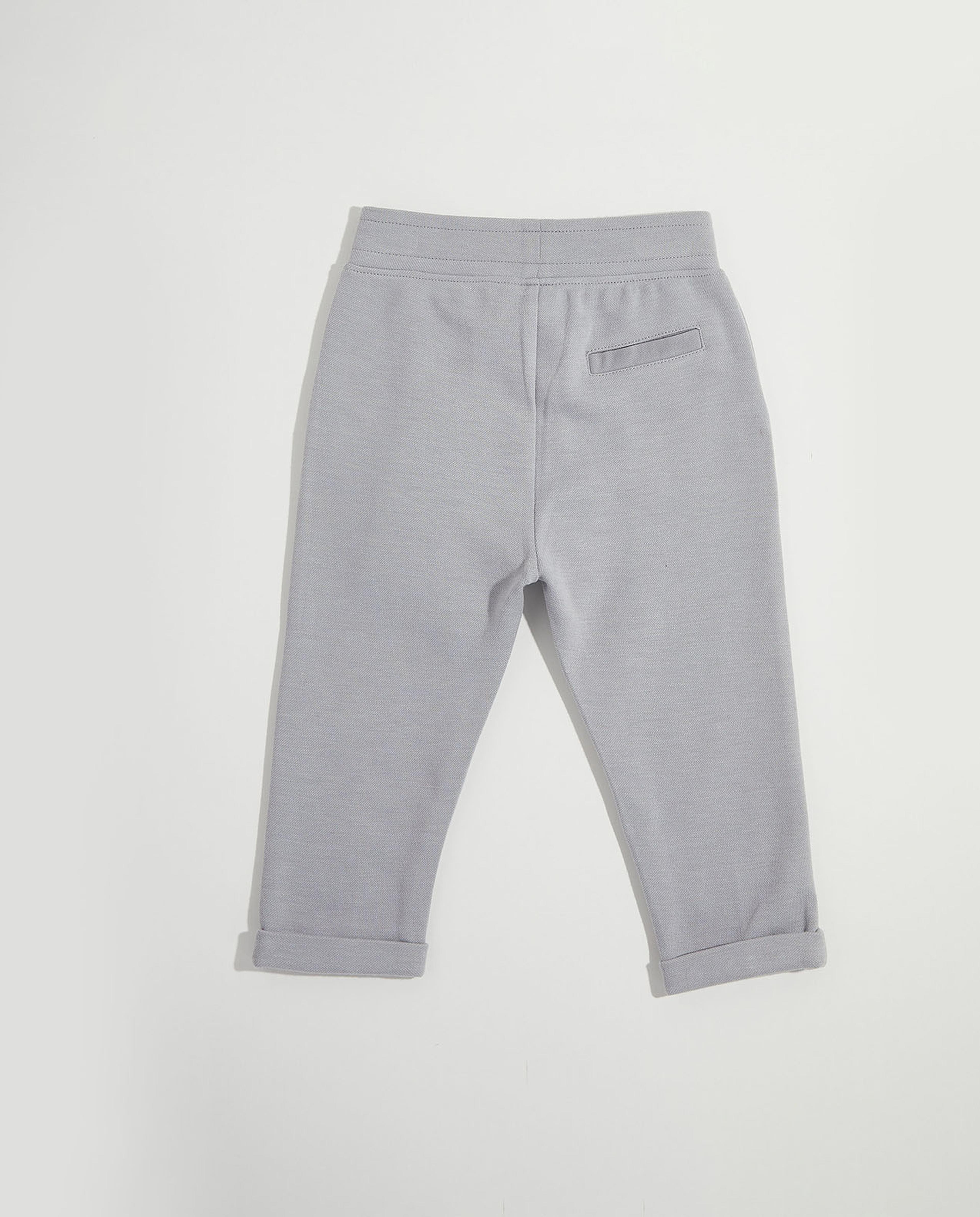 بنطال بخصر مرن