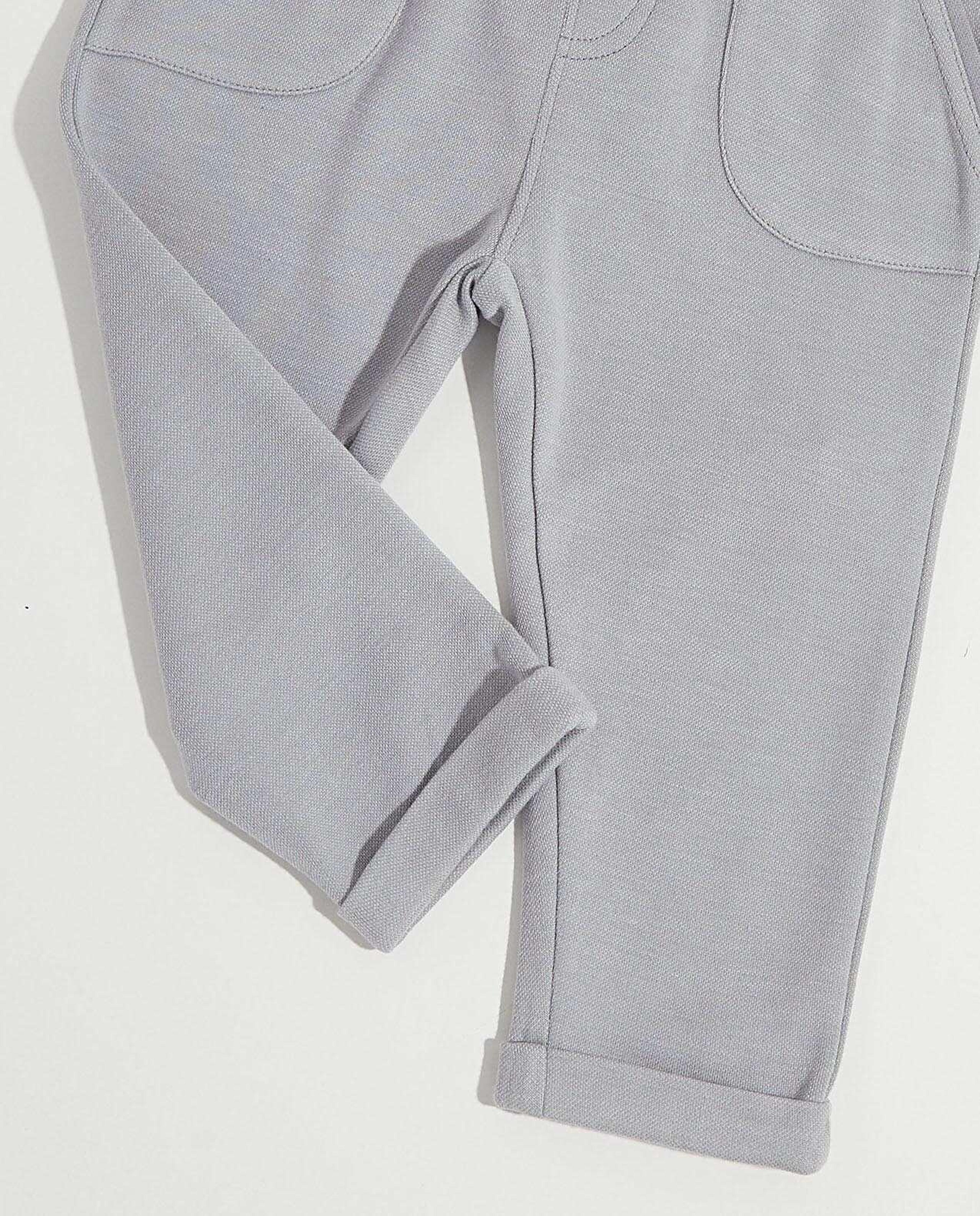 بنطال بخصر مرن