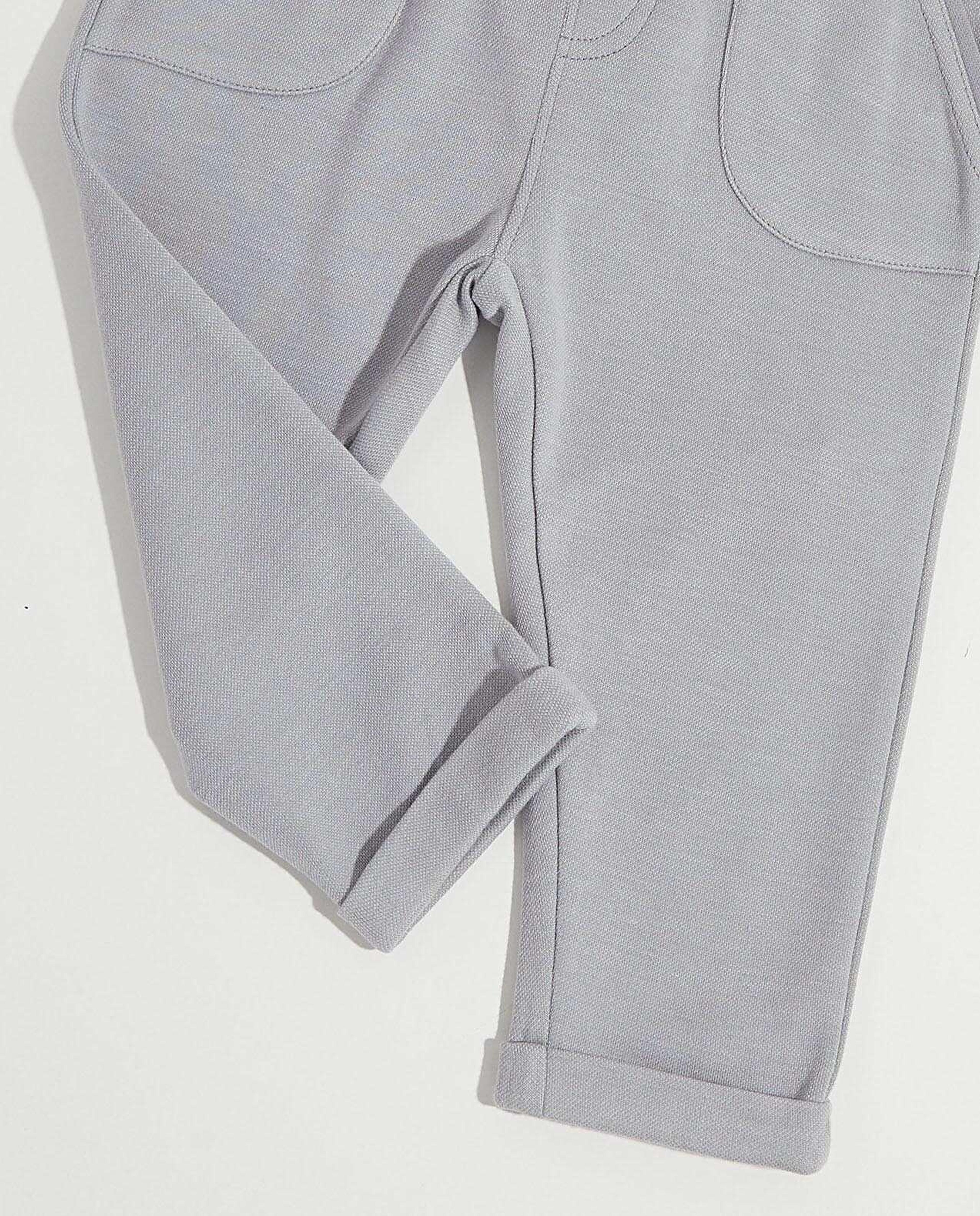 بنطال بخصر مرن