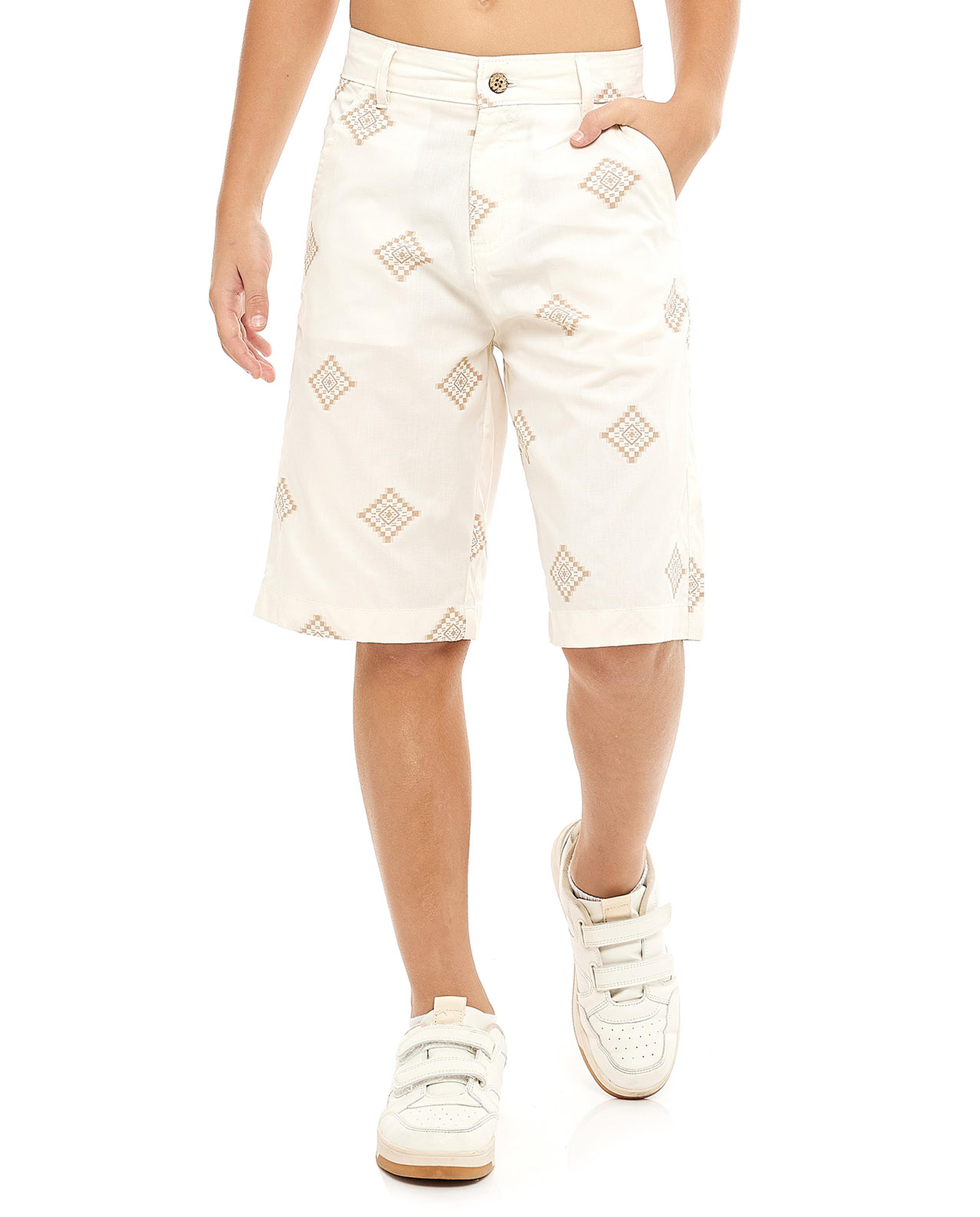 طقم تيشيرت بطبعة وشورت