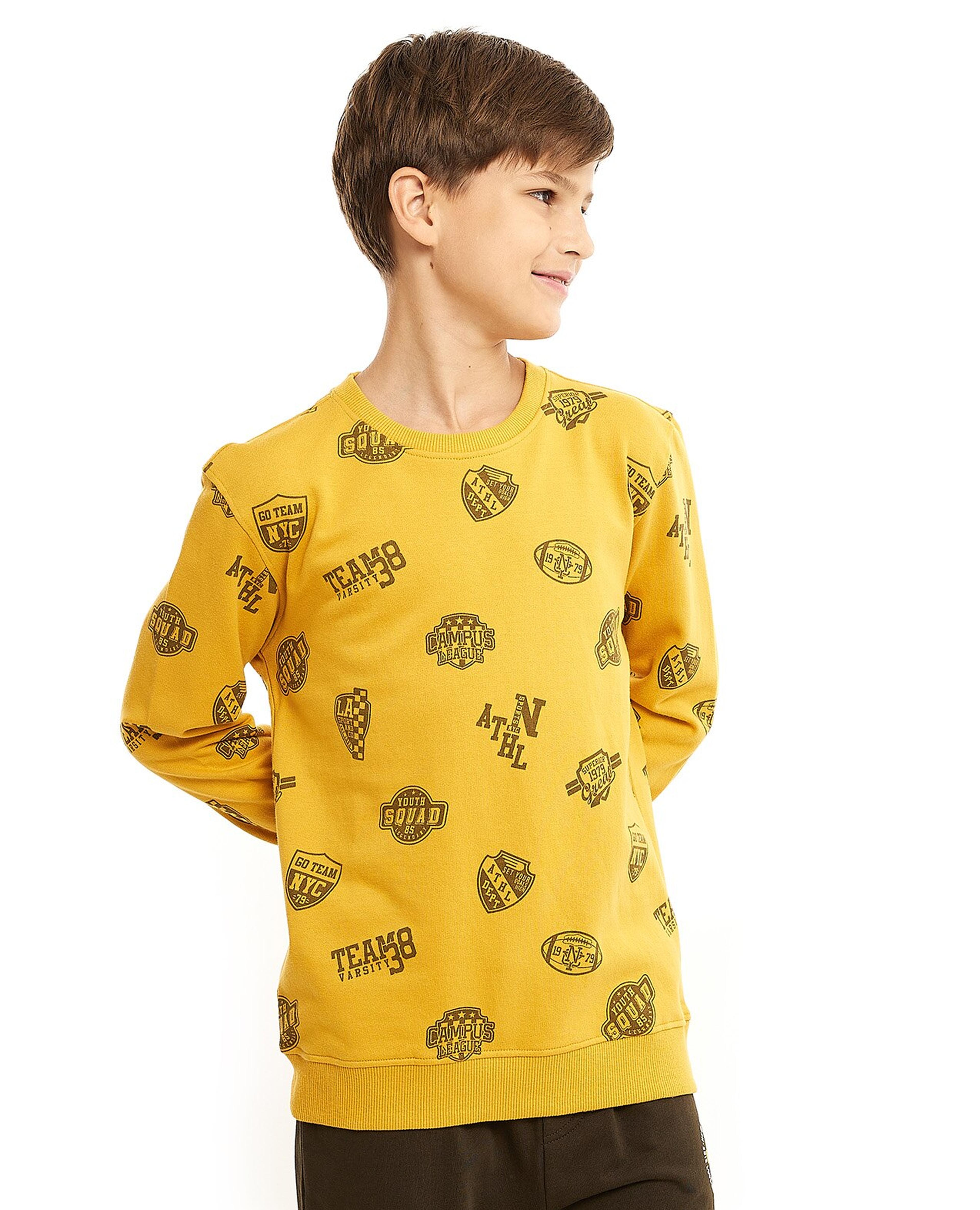 سويتشيرت برقبة مستديرة وأكمام طويلة وطبعة