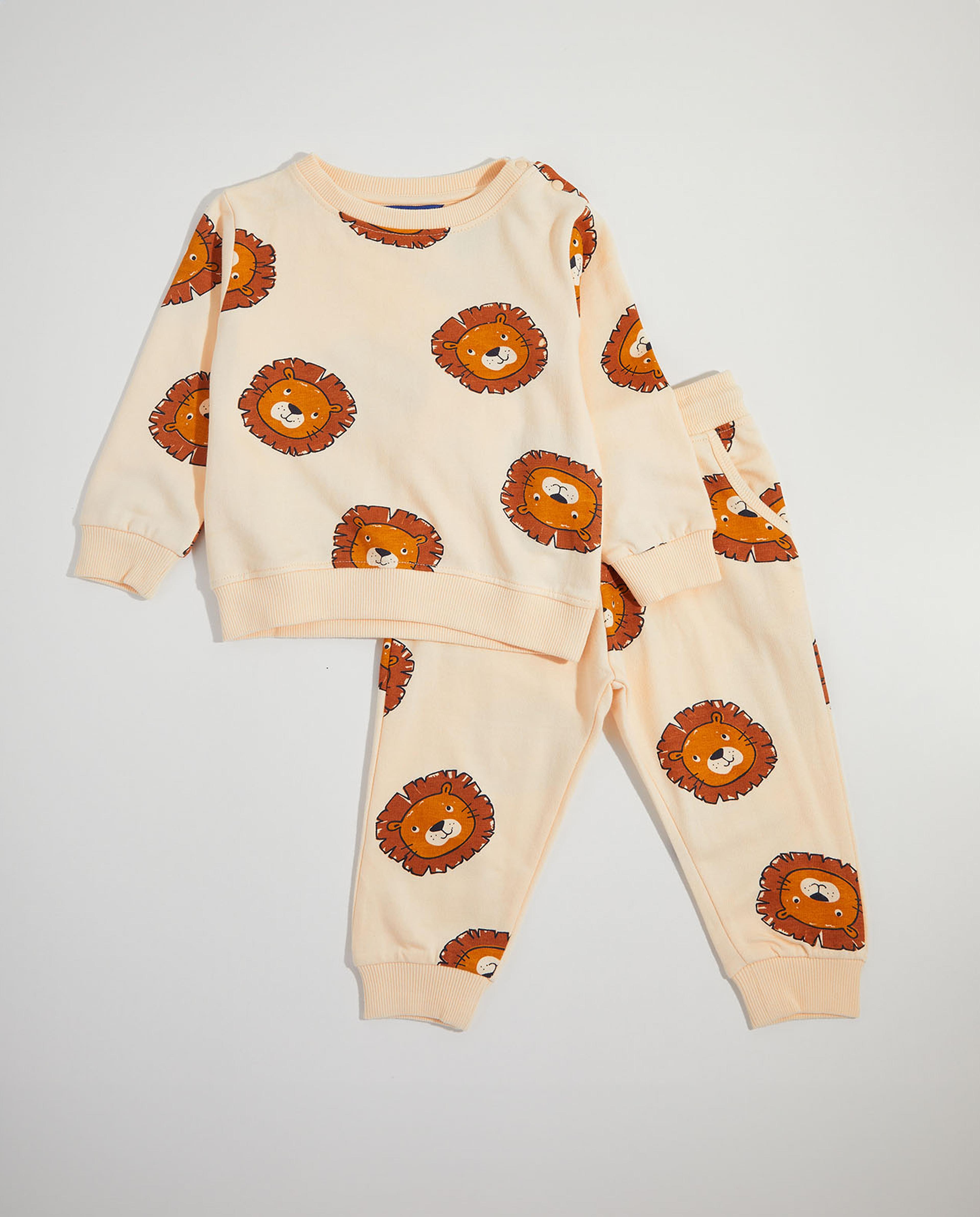 طقم ملابس بأكمام طويلة بطبعة