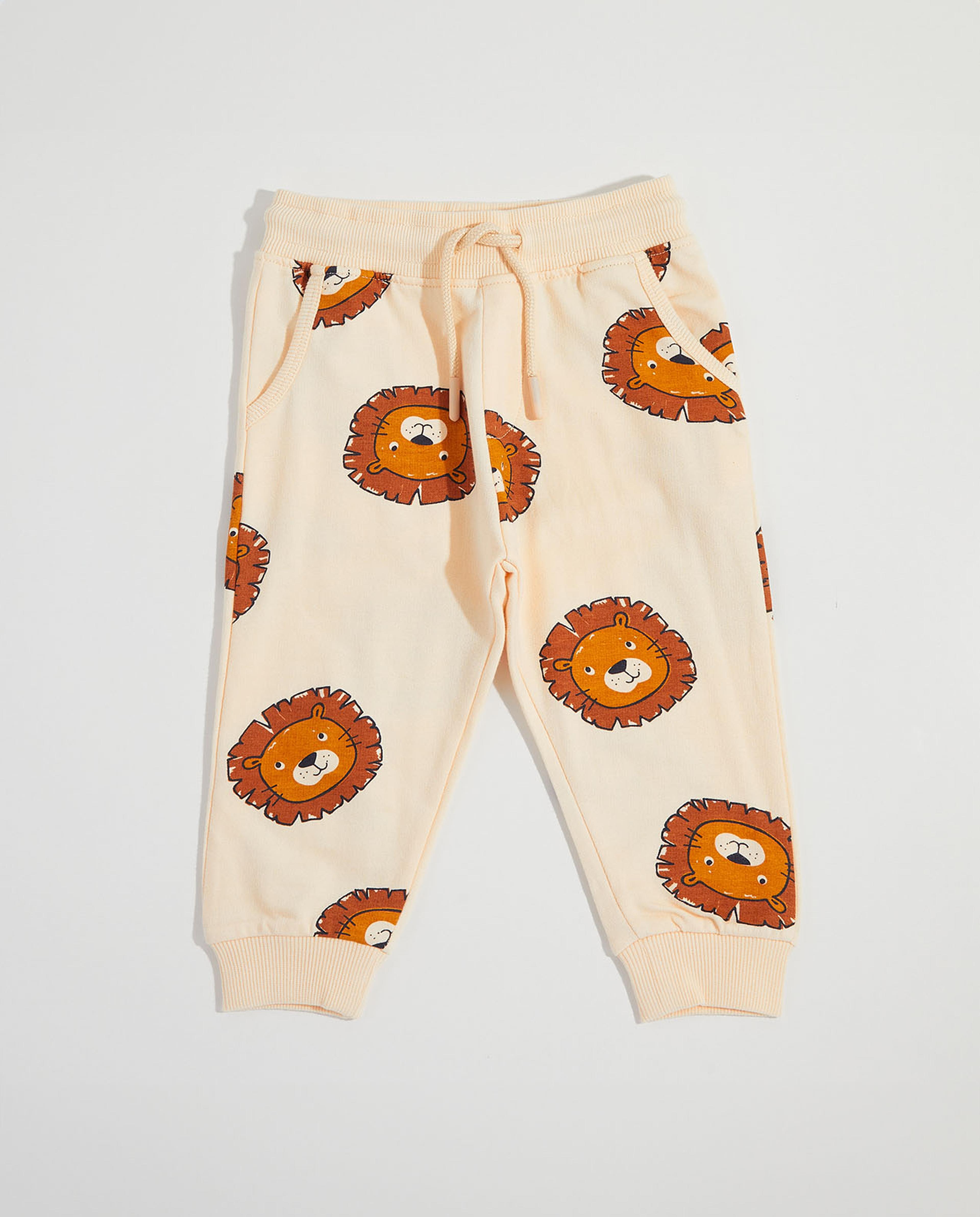 طقم ملابس بأكمام طويلة بطبعة