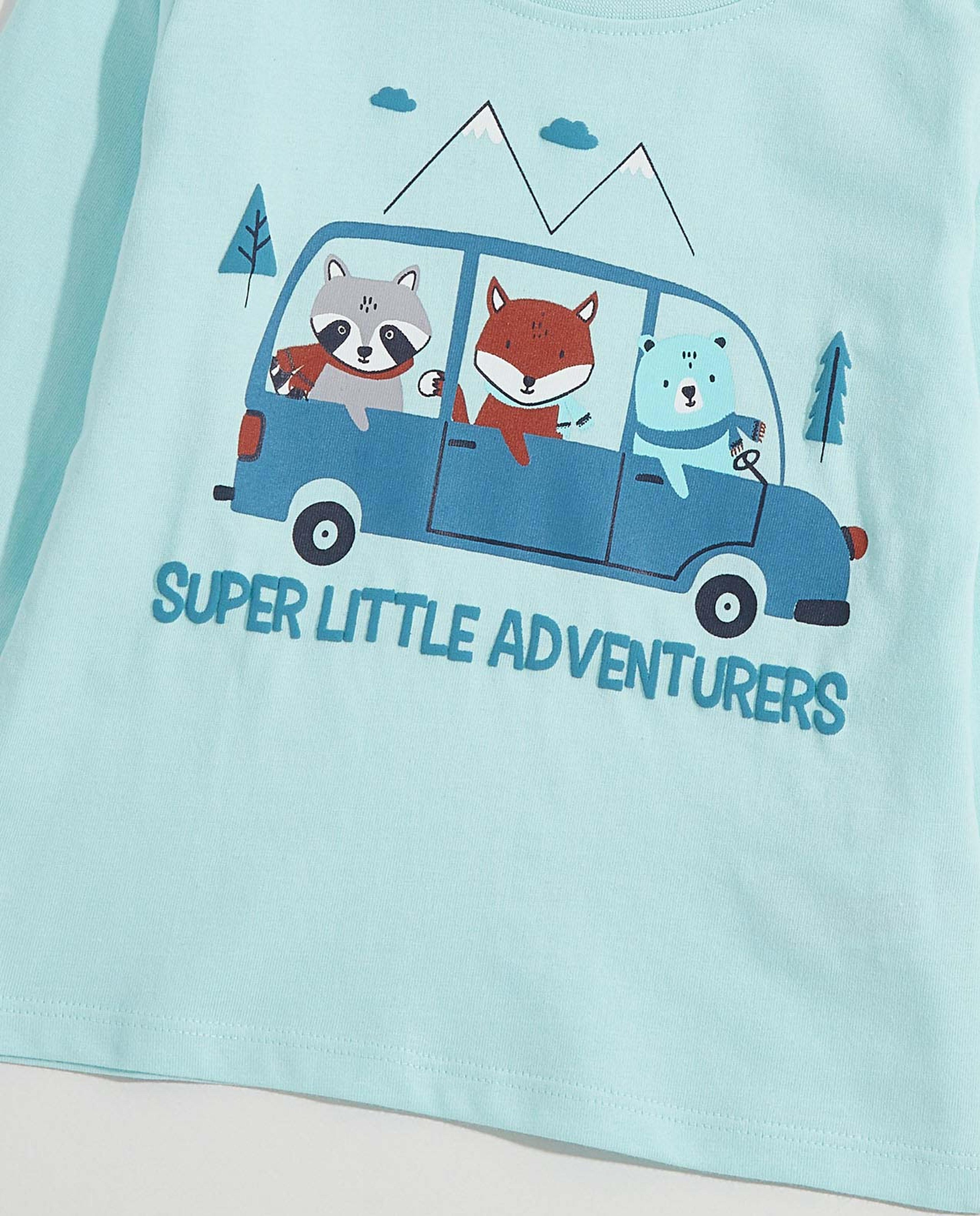 تيشيرت برقبة مستديرة وأكمام طويلة