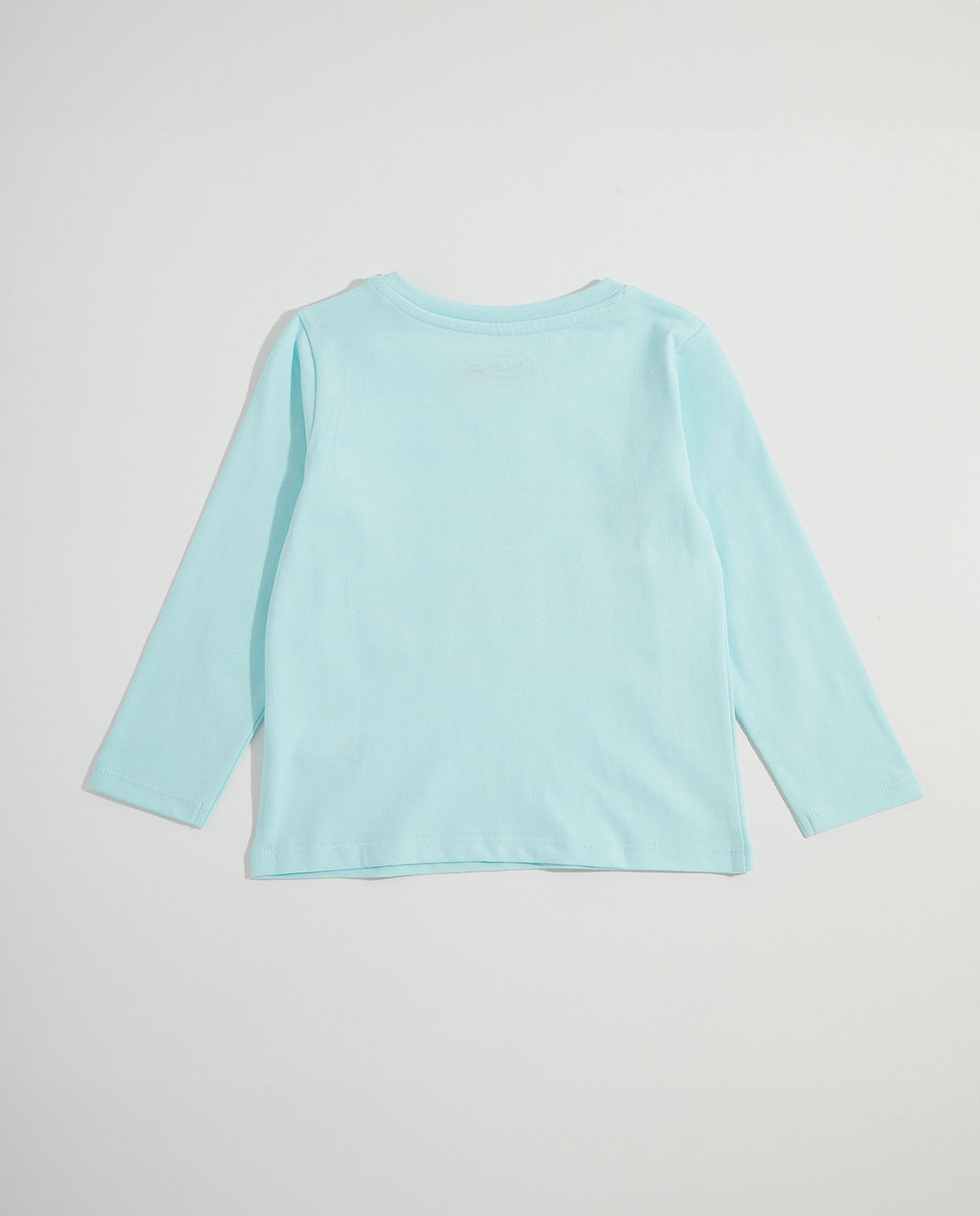 تيشيرت برقبة مستديرة وأكمام طويلة