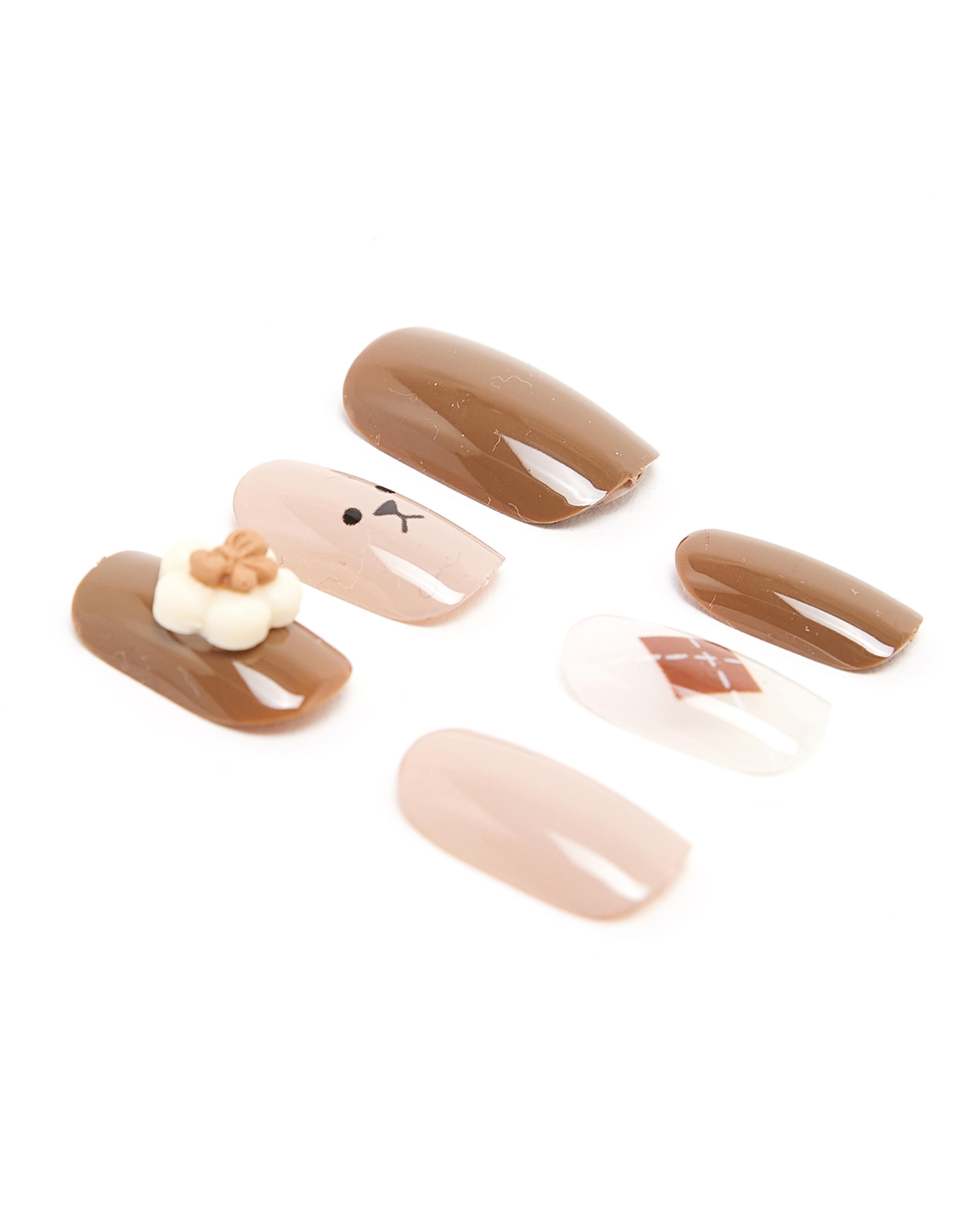 طقم أظافر لاصقة